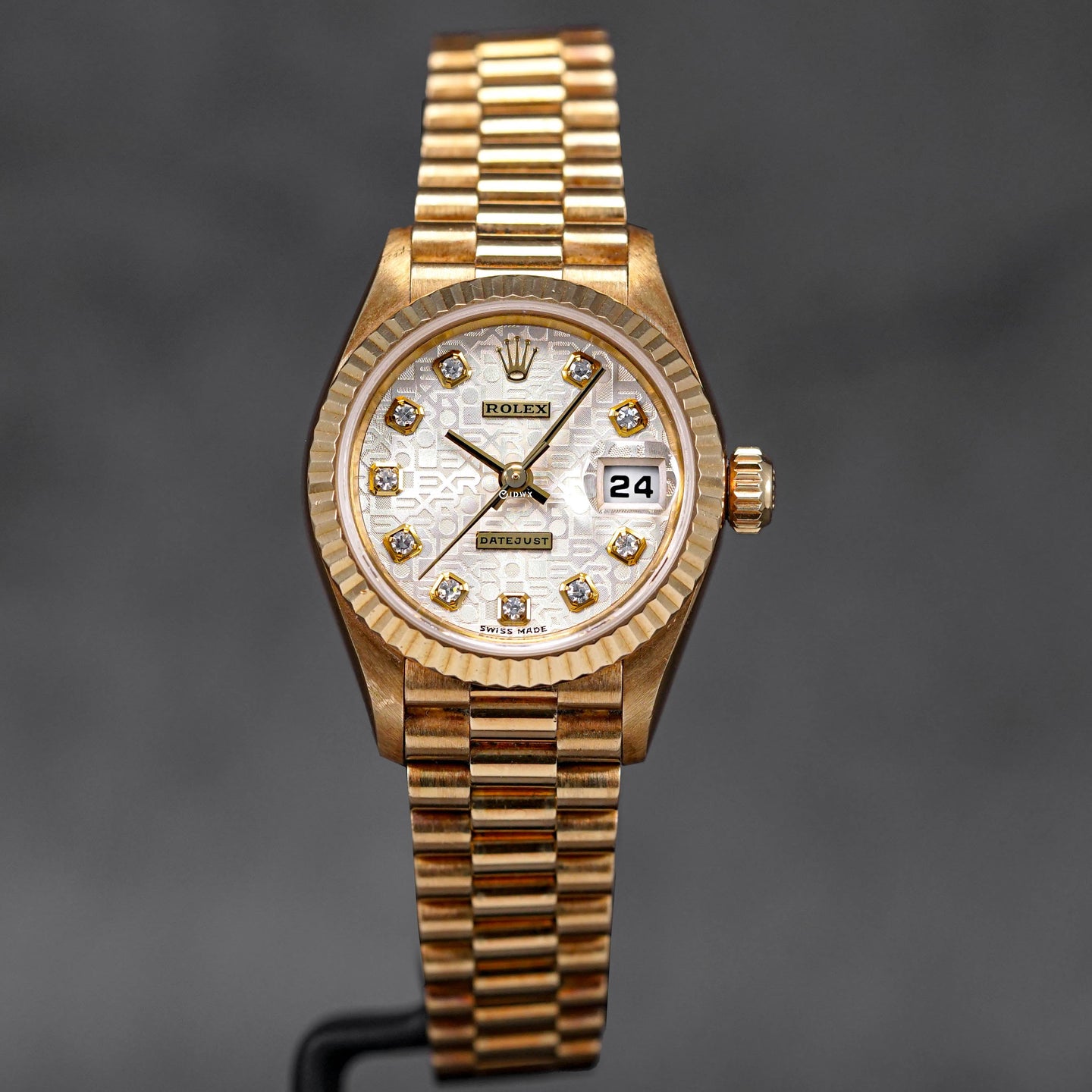 DATEJUST 26MM YELLOWGOLD COMPUTERIZED SILVER DIAMOND DIAL (WATCH ONLY)