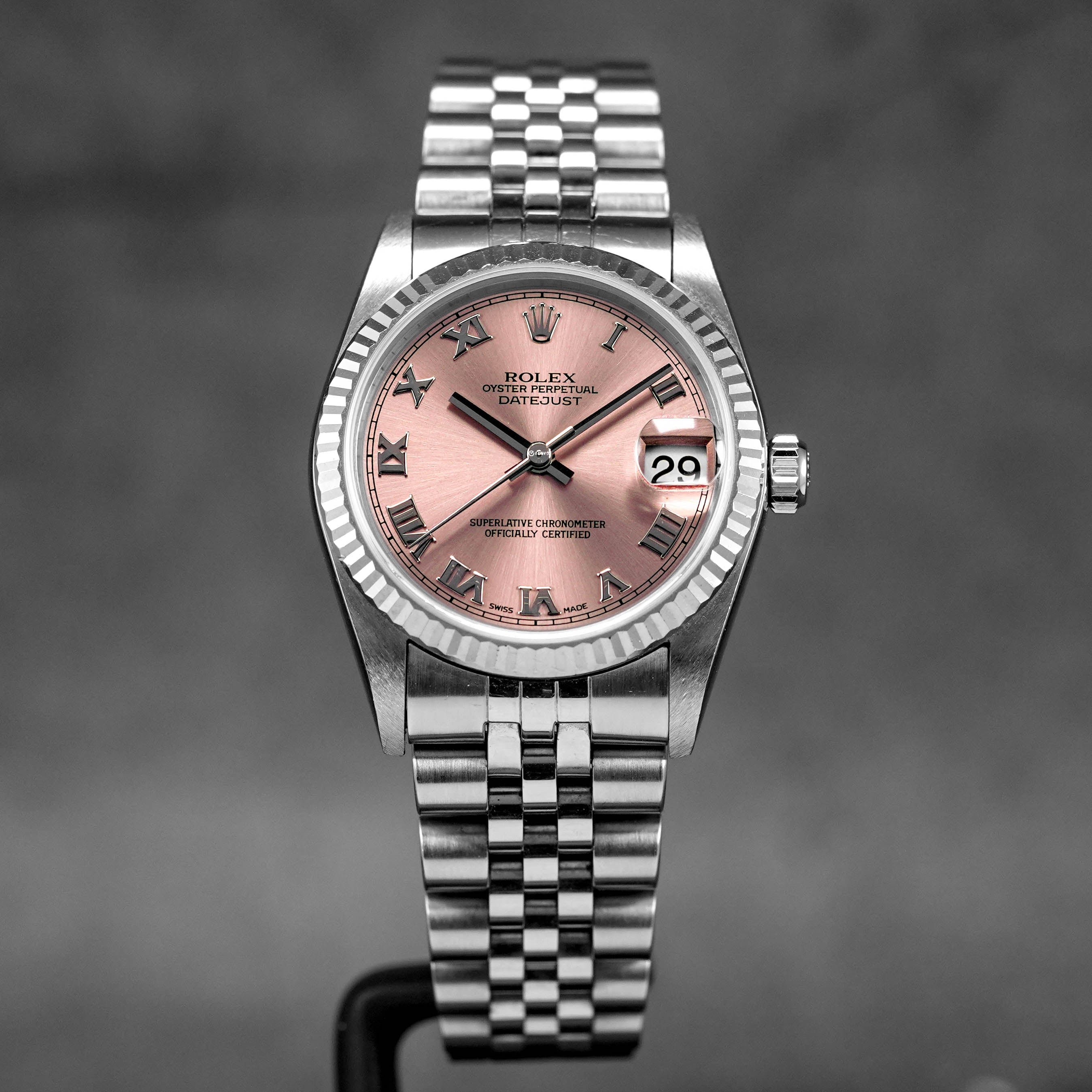 DATEJUST 31MM SALMON ROMAN DIAL 'F SERIES' (CIRCA 2005)