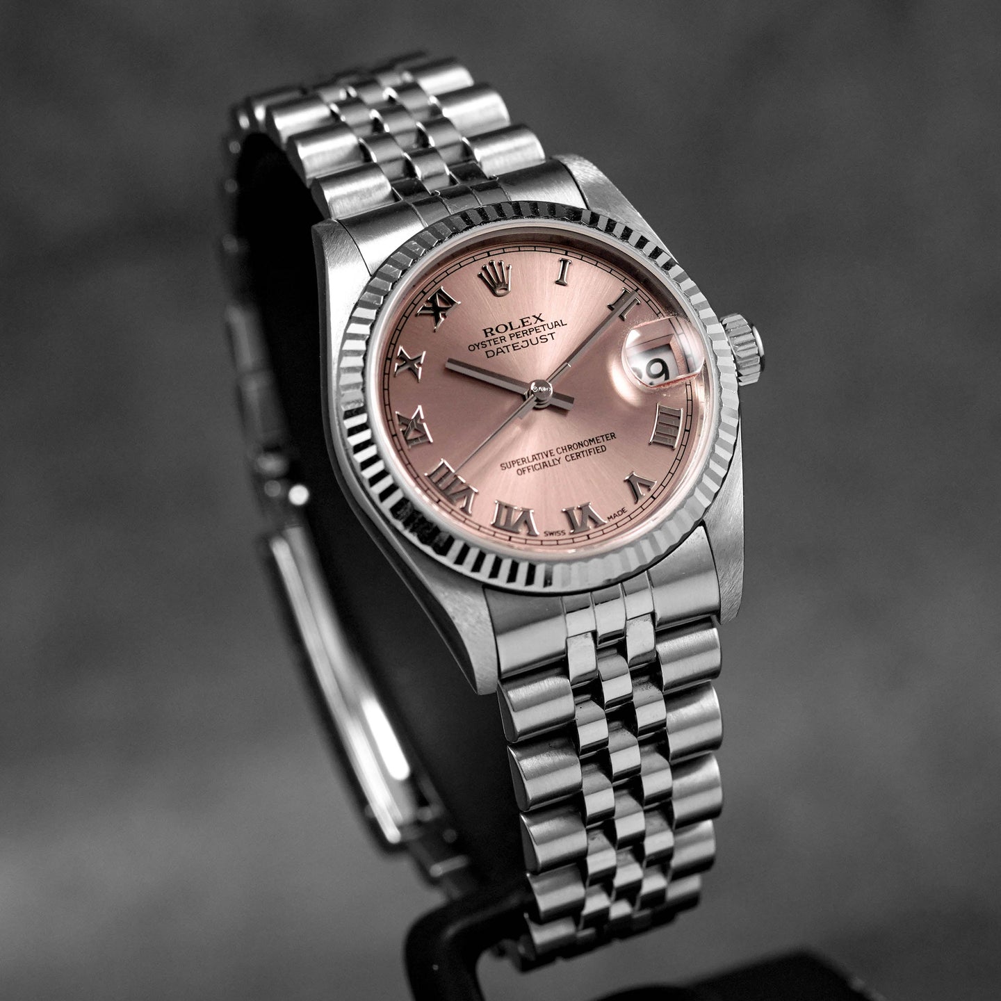 DATEJUST 31MM SALMON ROMAN DIAL 'F SERIES' (CIRCA 2005)