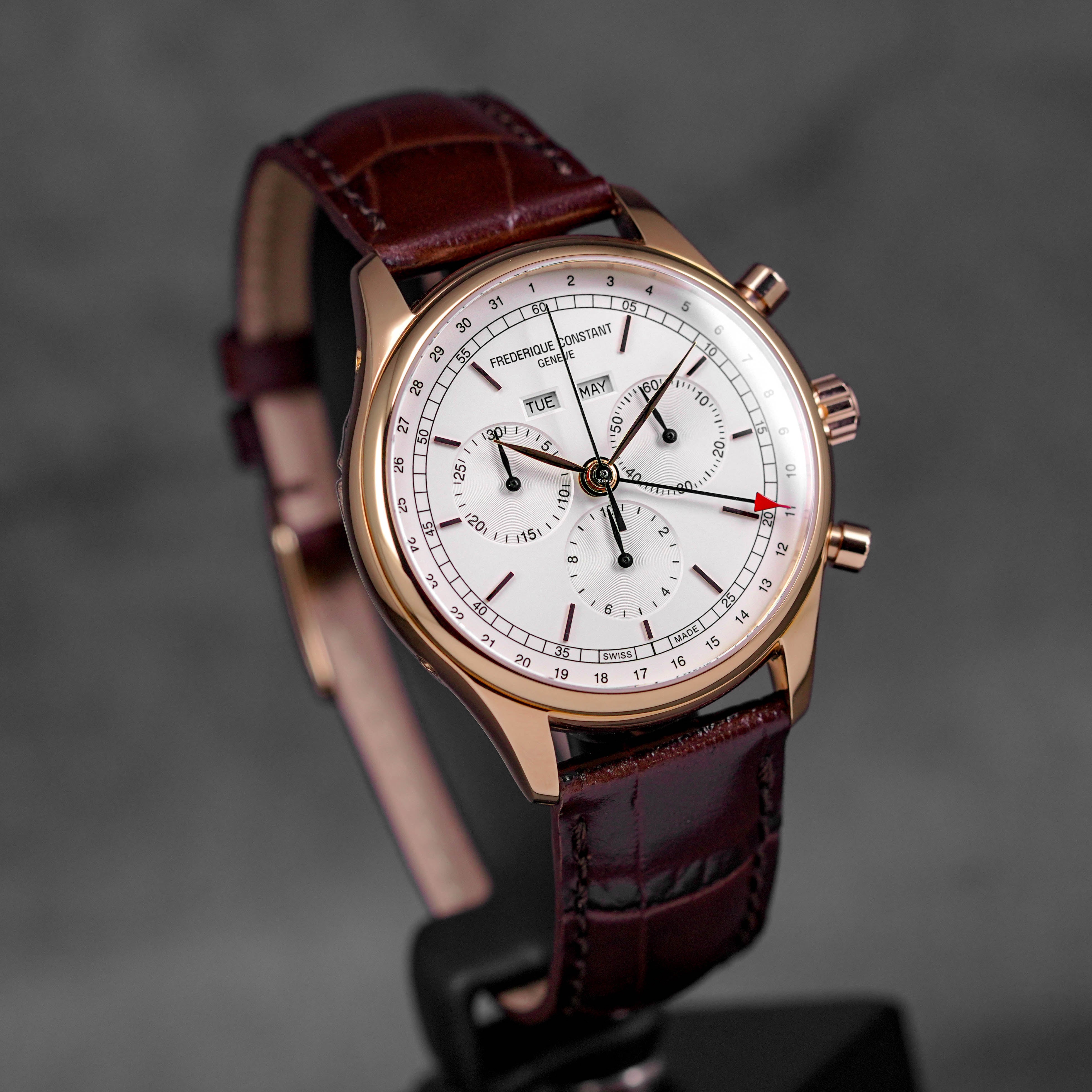 CLASSICS QUARTZ CHRONOGRAPH TRIPLE CALENDAR ROSEGOLD-PLATED STEEL SILVER DIAL (2025)