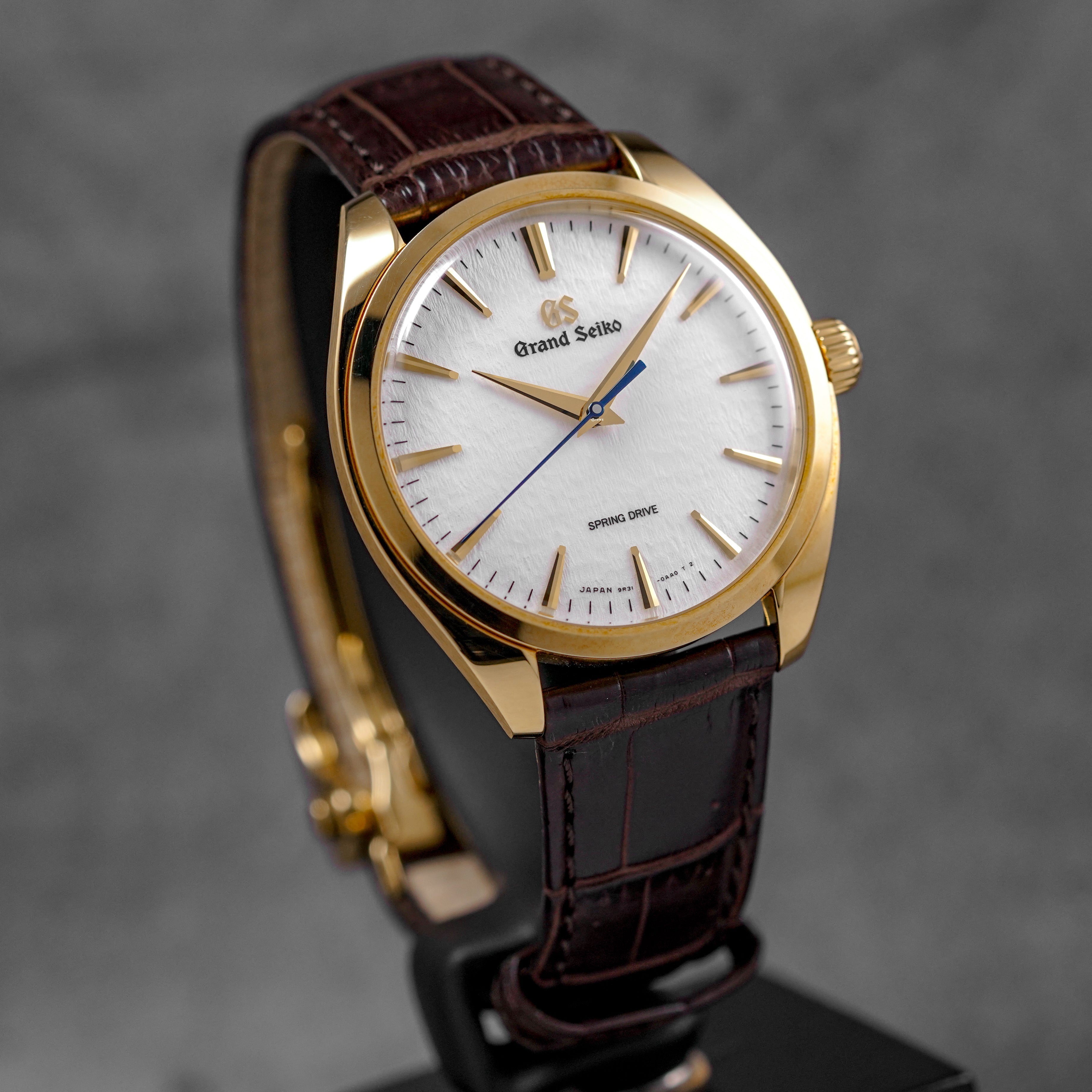 ELEGANCE COLLECTION YELLOWGOLD SPRING DRIVE WHITE DIAL (2025)