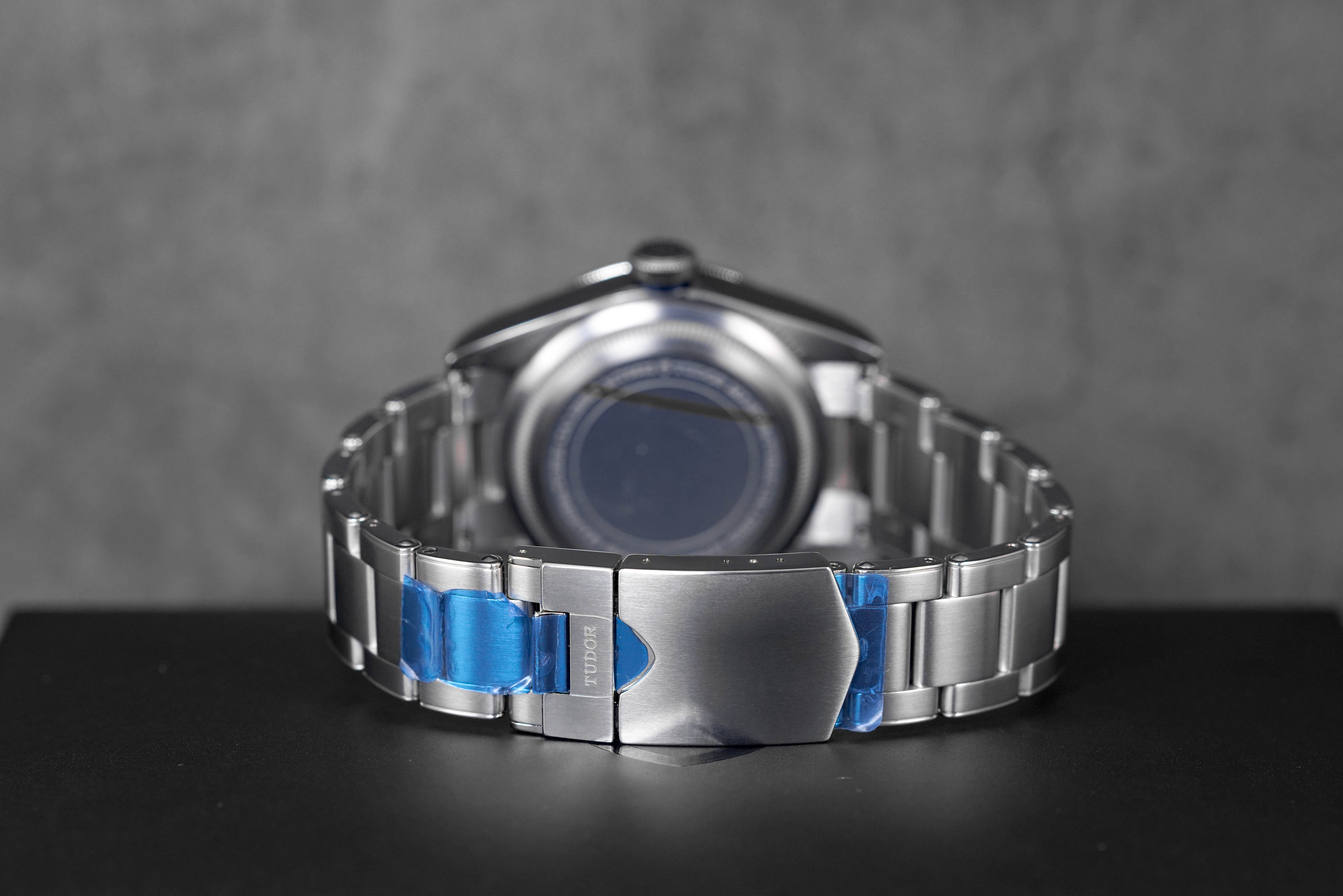 Heritage Black Bay 41 Blue