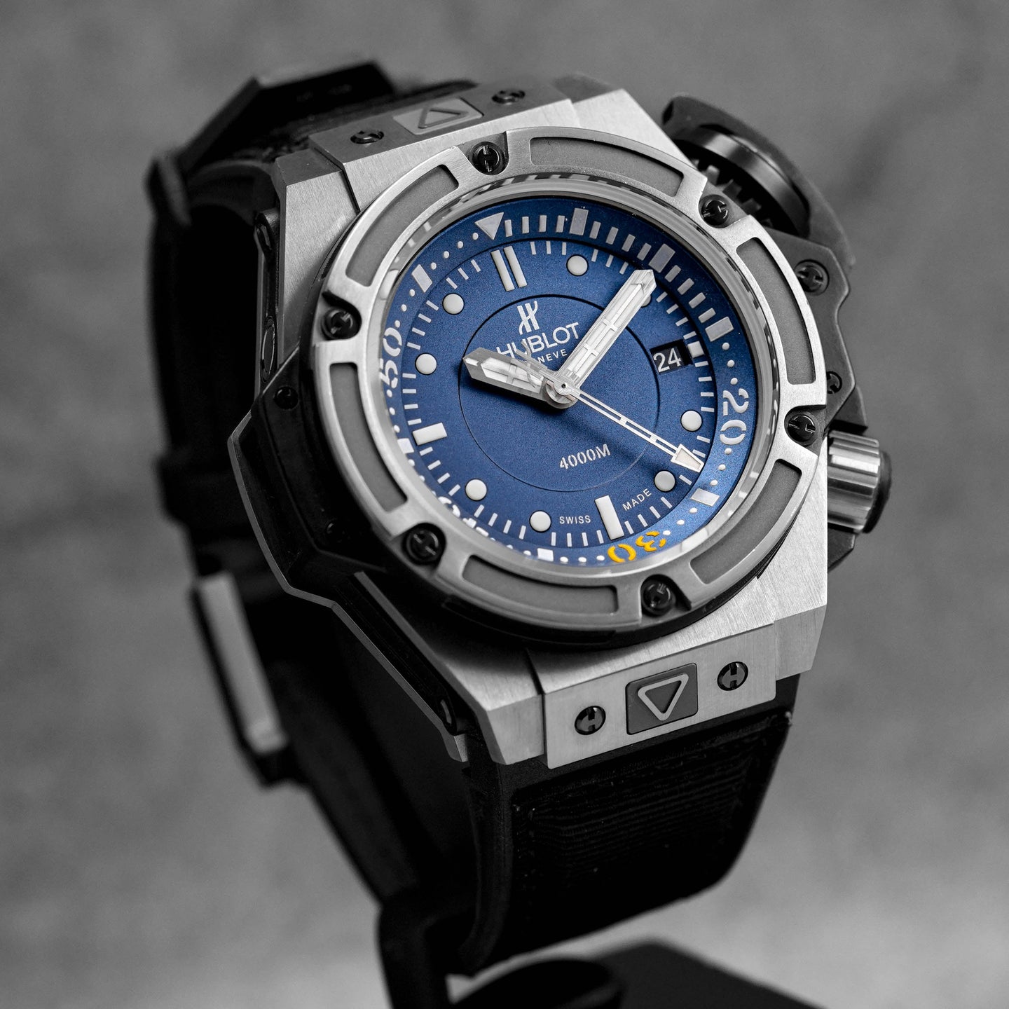 KING POWER 48MM OCEANOGRAPH DIVER 4000 'LUCERNE PHILIPPINES' 30TH ANNIVERSARY 2012 TITANIUM BLUE DIAL LIMITED EDITION (WATCH & BOX)