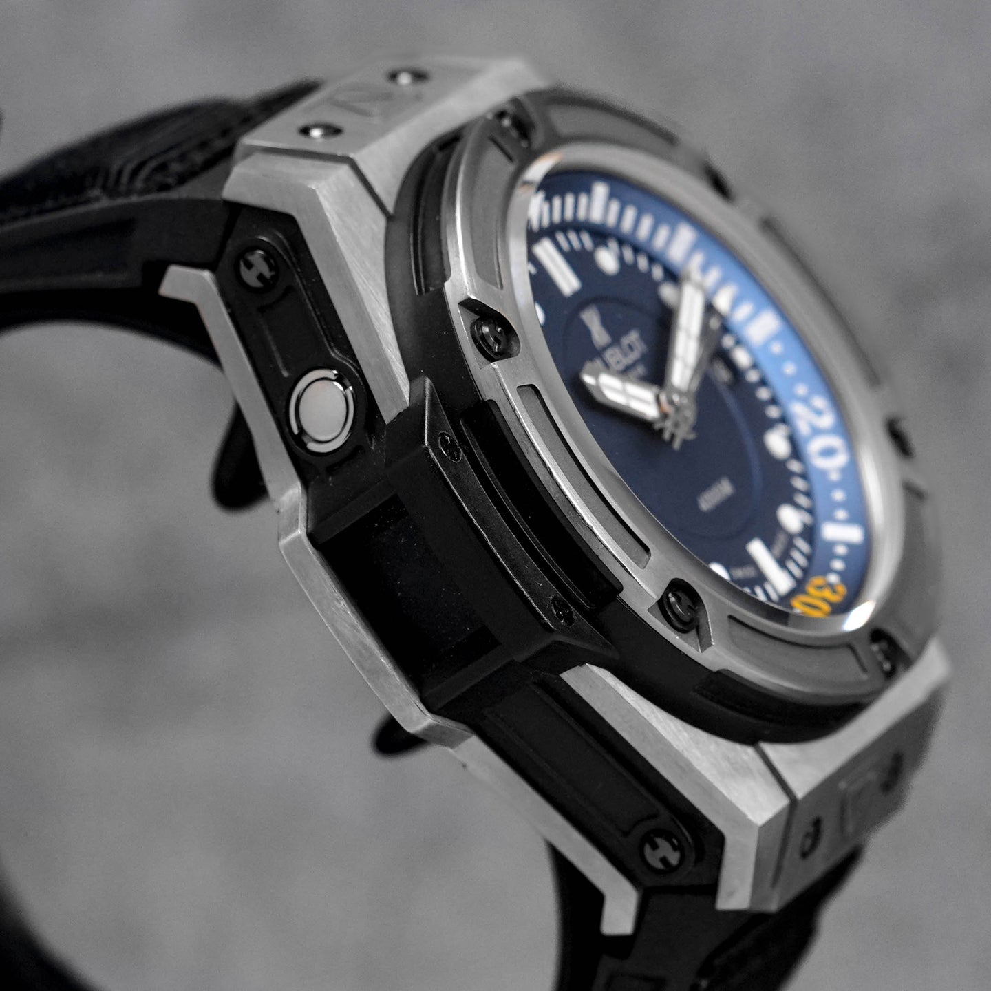 Harga Hublot King Power Oceanograph Lucerne Philippines