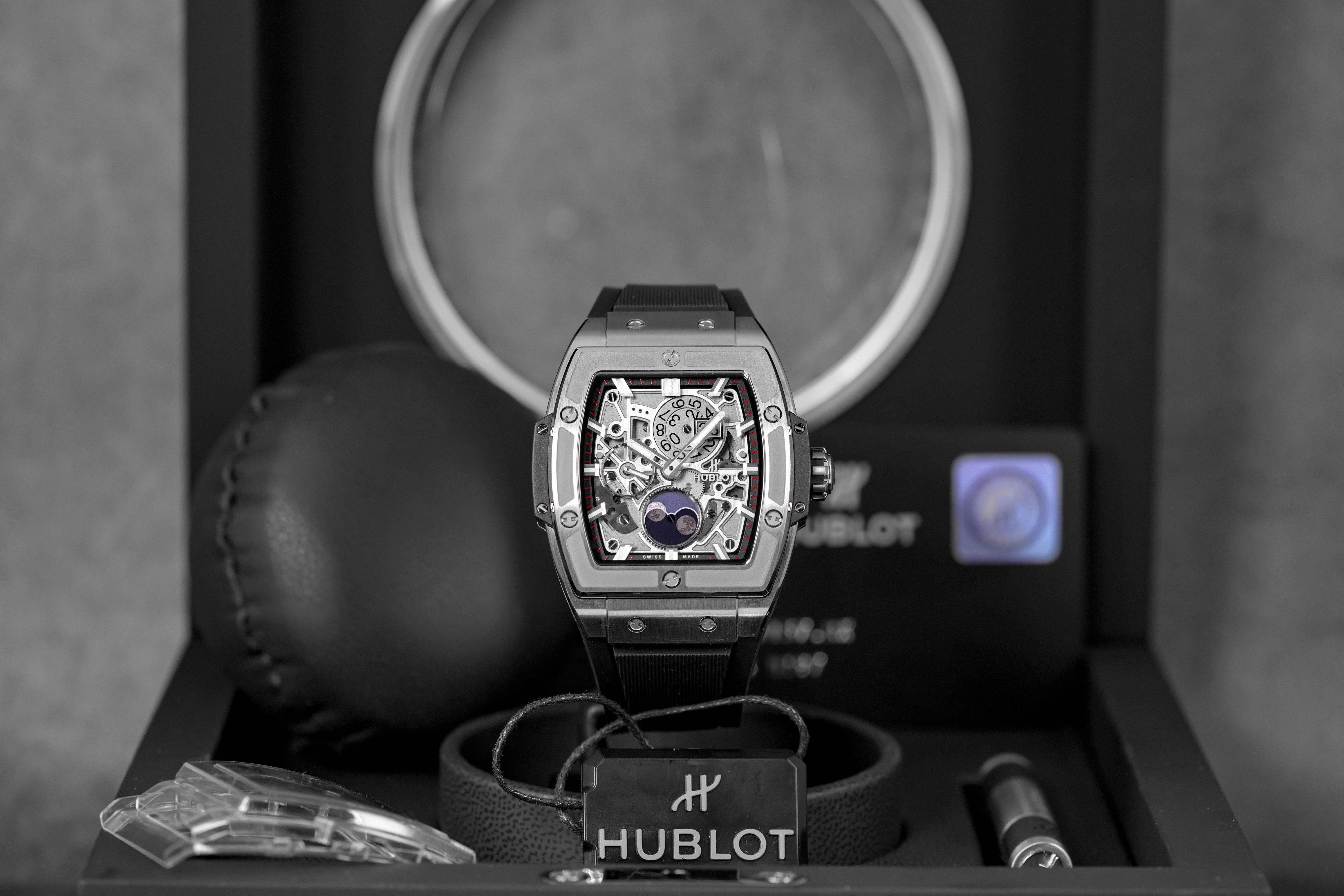 HUBLOT SPIRIT OF BIG BANG 42MM MOONPHASE TITANIUM (2022) – ONELUXE