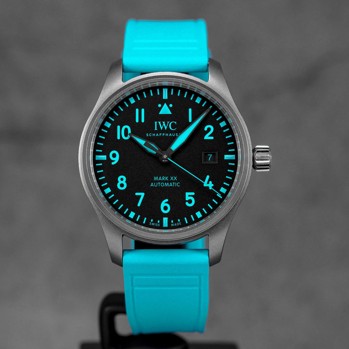 IWC PILOT MARK XX 'MERCEDES-AMG PETRONAS F1 TEAM' TITANIUM (2025) – ONELUXE