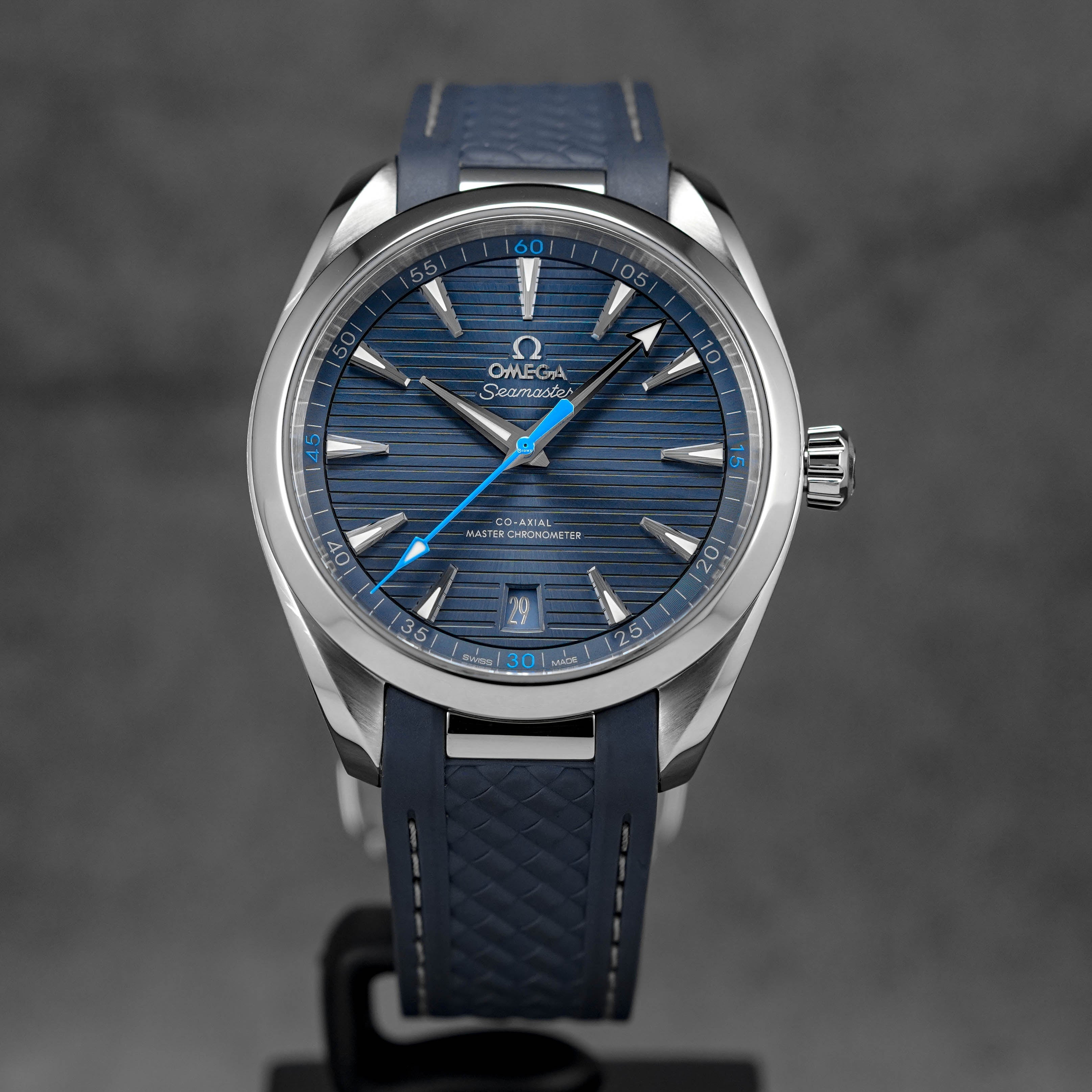 SEAMASTER AQUA TERRA 150M BLUE DIAL RUBBER STRAP (2021)