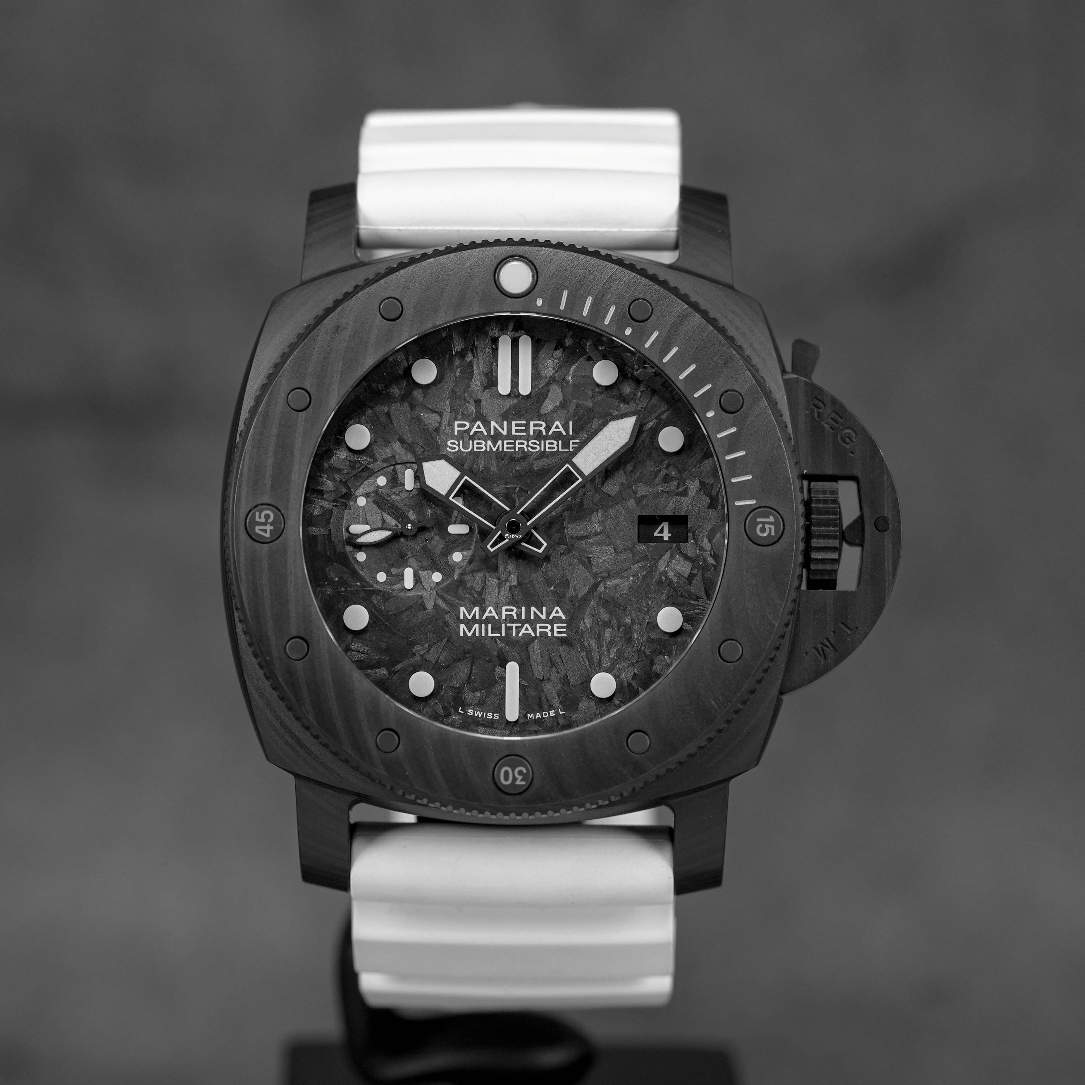 SUBMERSIBLE MARINA MILITARE CARBOTECH PAM 2979 (2023)