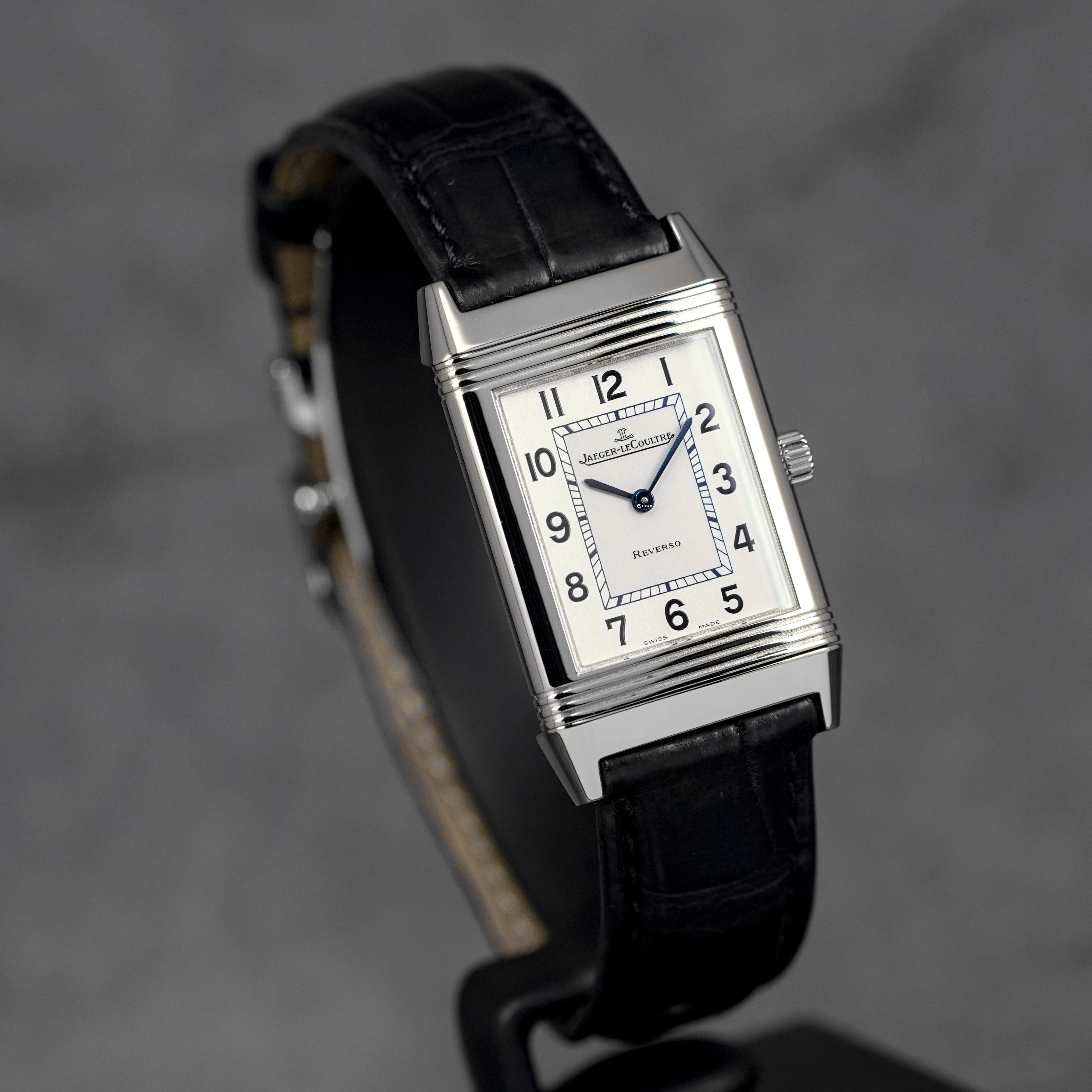 REVERSO CLASSIQUE QUARTZ MONOFACE SILVER DIAL (2015)