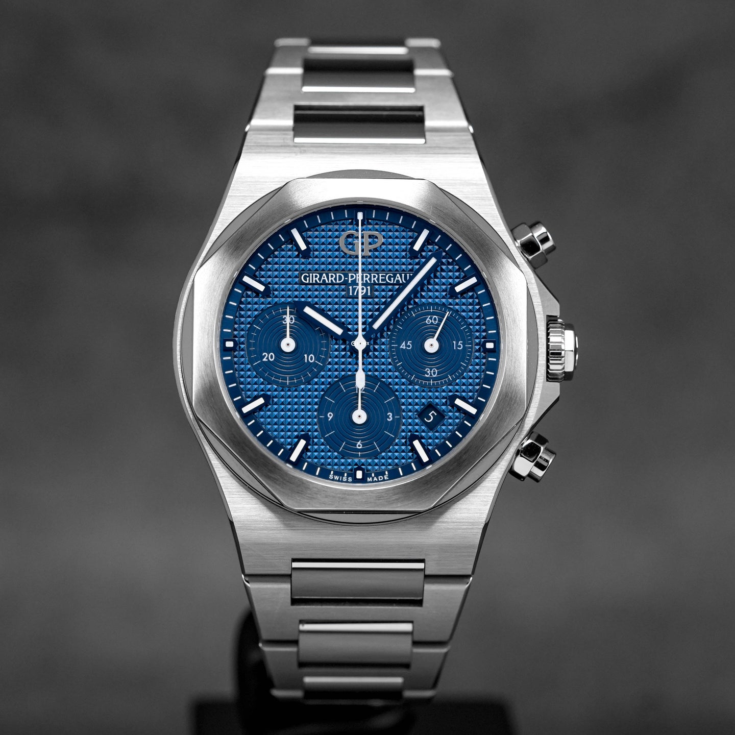 LAUREATO CHRONOGRAPH BLUE DIAL (2021)