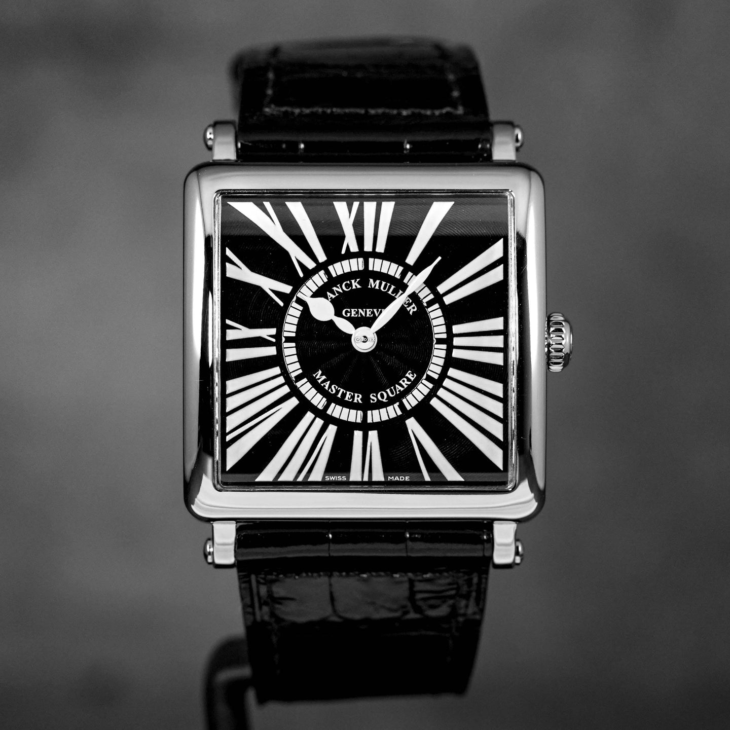 MASTER SQUARE BLACK WHITE INDEX DIAL (2024)