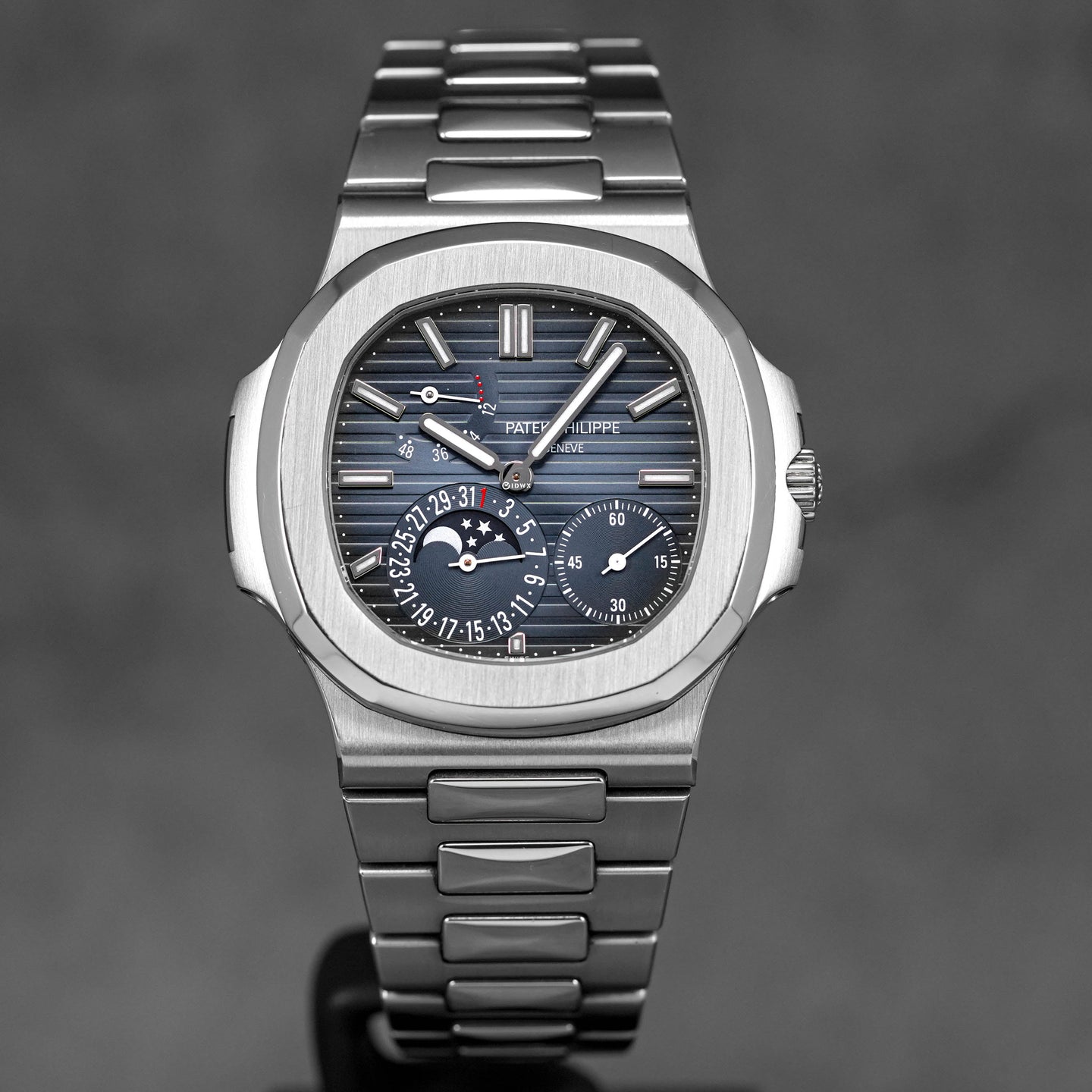 NAUTILUS 5712/1A MOONPHASE BLUE DIAL (2012)