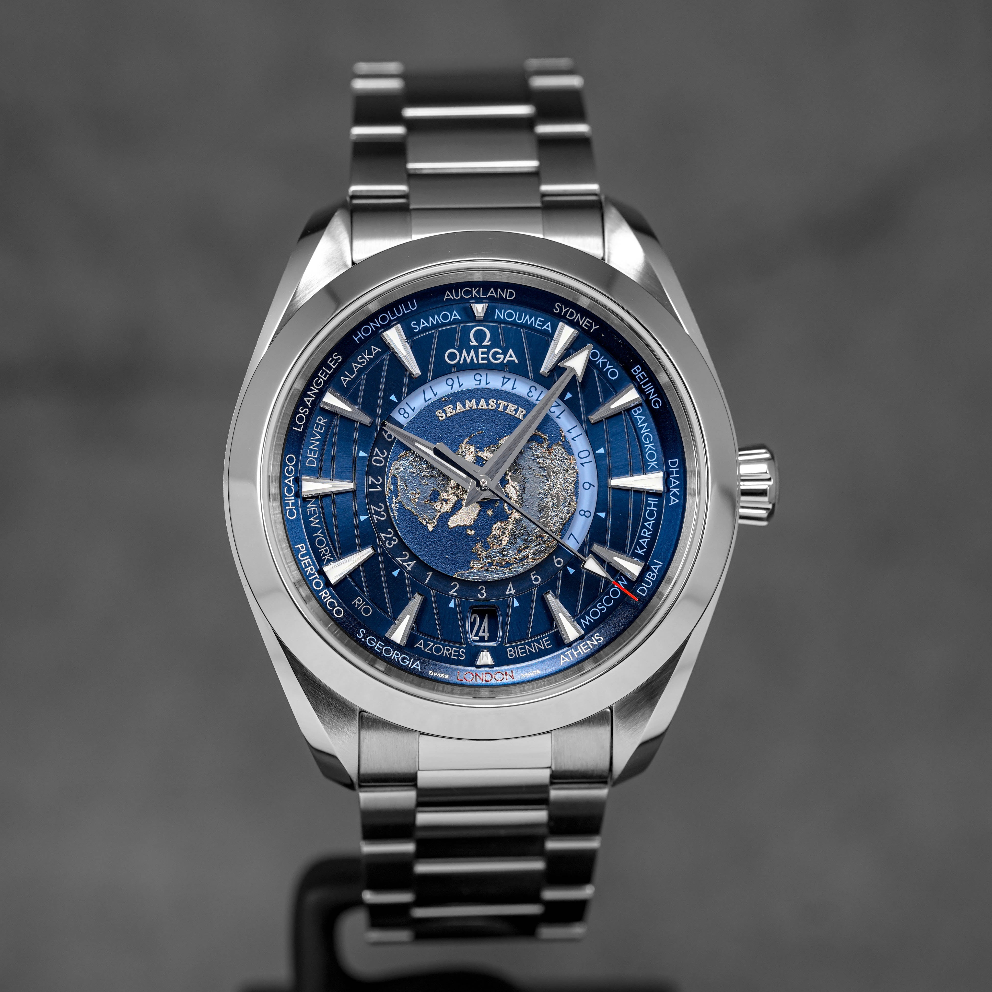 SEAMASTER AQUA TERRA WORLDTIMER BLUE DIAL (2024)