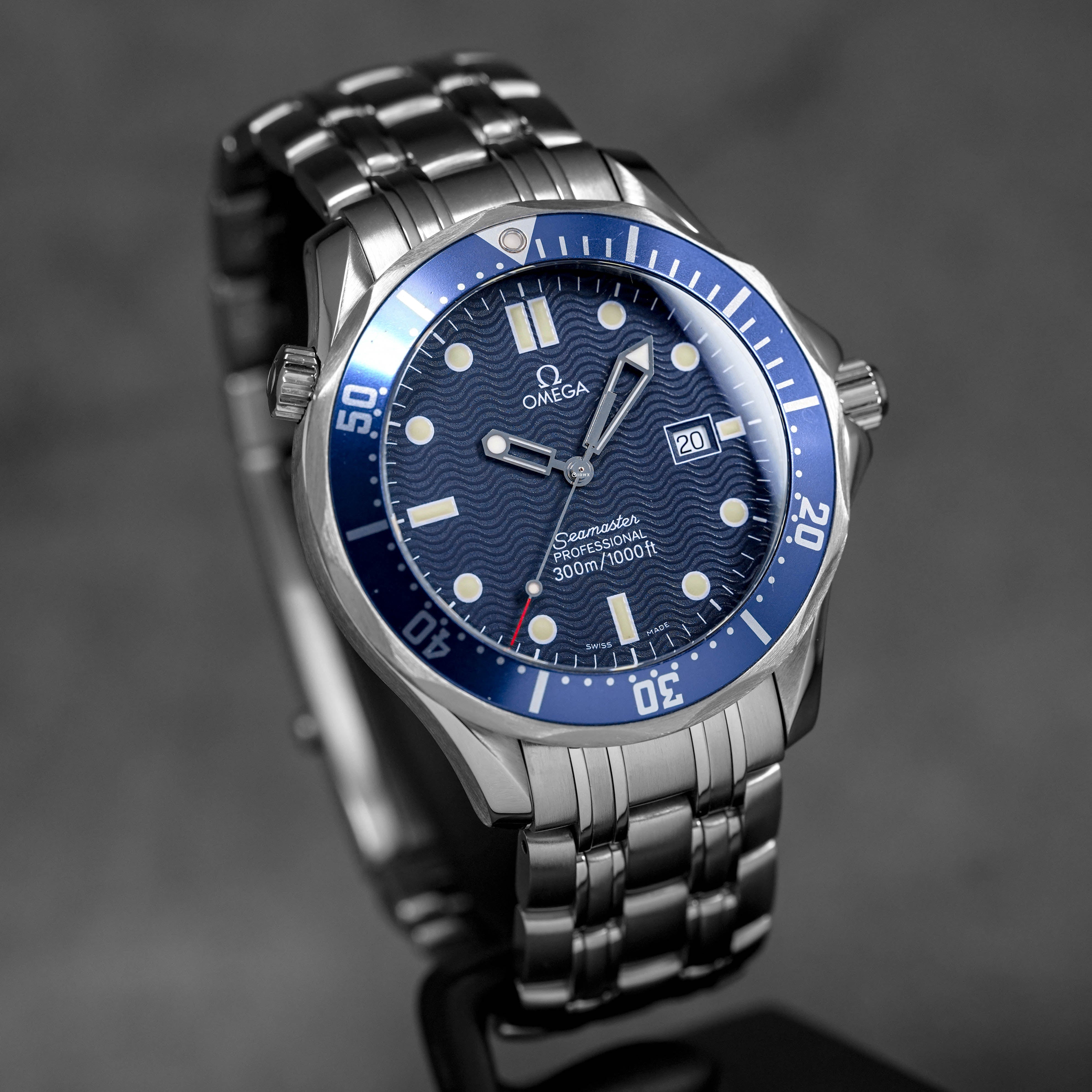 SEAMASTER DIVER 300M JAMES BOND 'GOLDENEYE' BLUE DIAL (UNDATED)