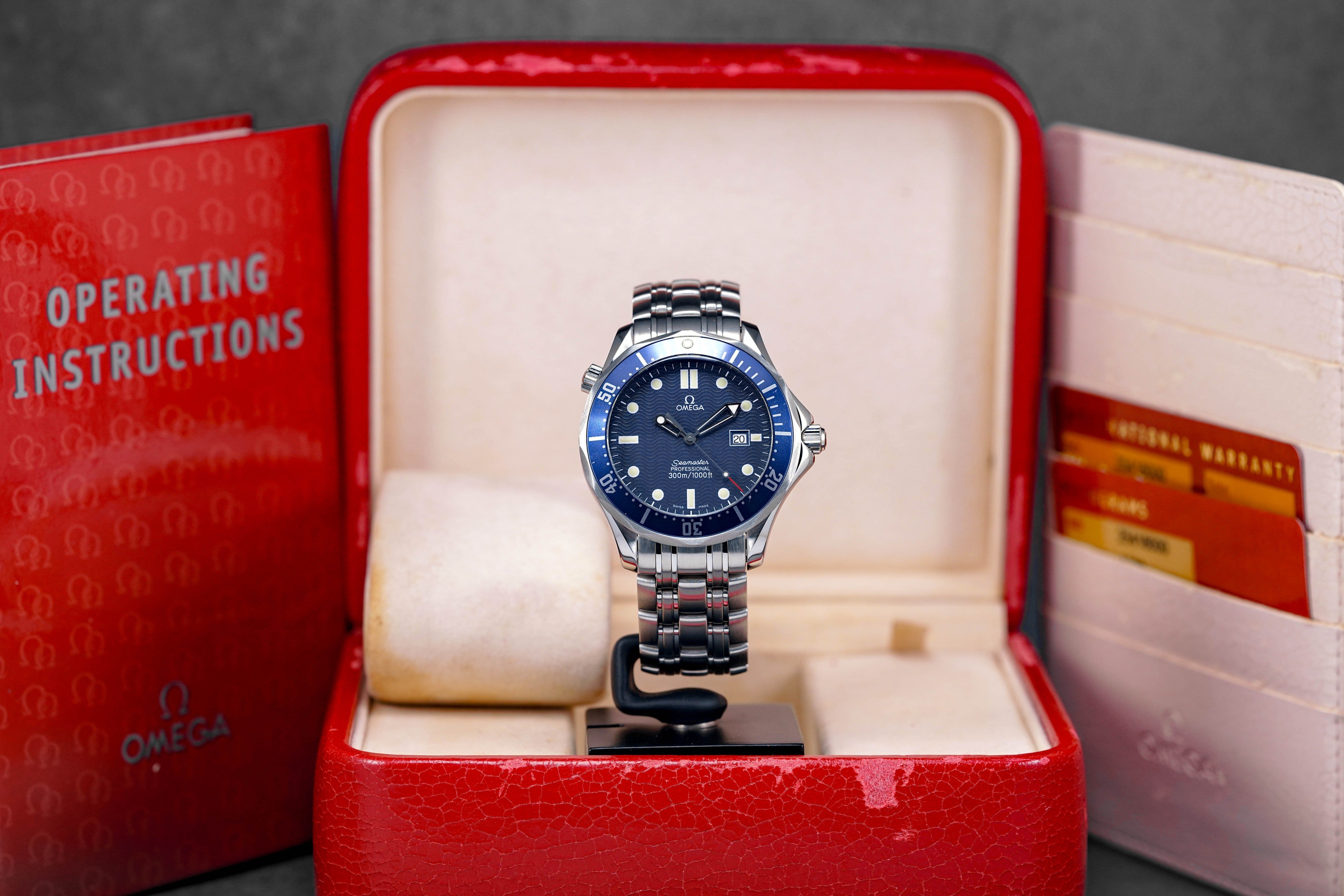 OMEGA SEAMASTER DIVER 300M JAMES BOND 'GOLDENEYE' BLUE DIAL