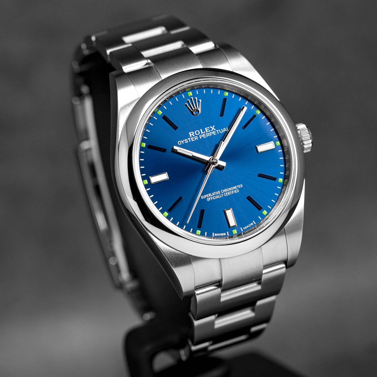 OYSTER PERPETUAL 39MM BLUE DIAL (2019)