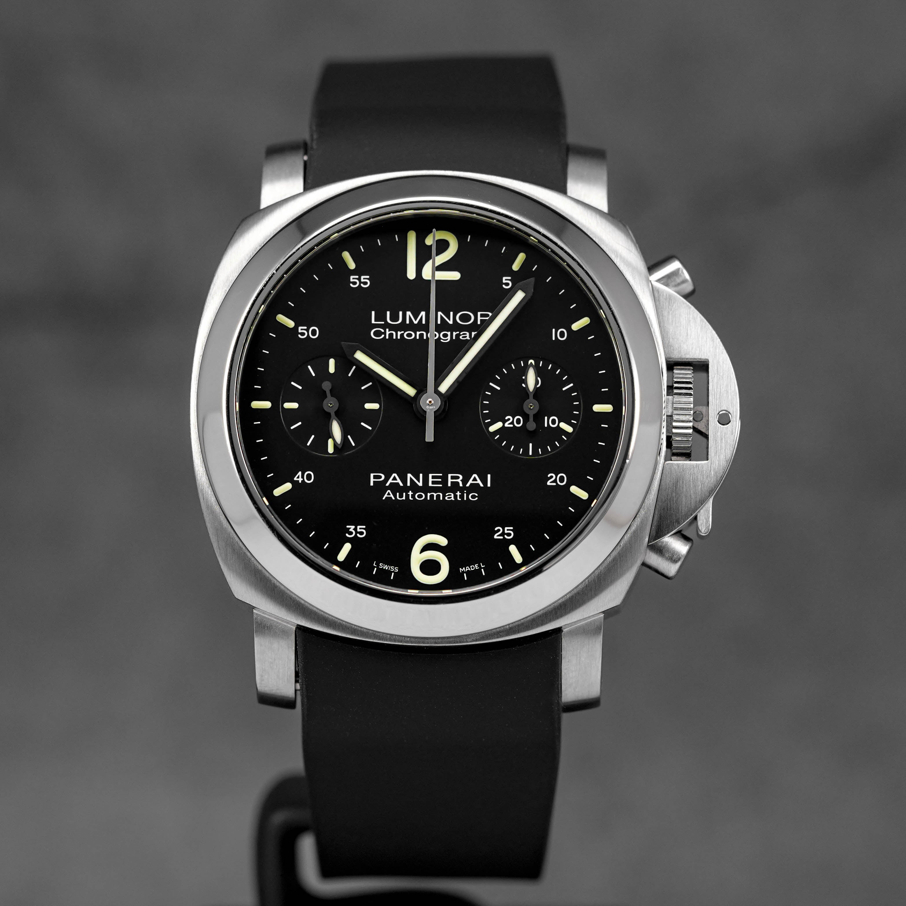 LUMINOR CHRONO 40MM BLACK DIAL PAM 310 AFTERMARKET RUBBER STRAP (2010)