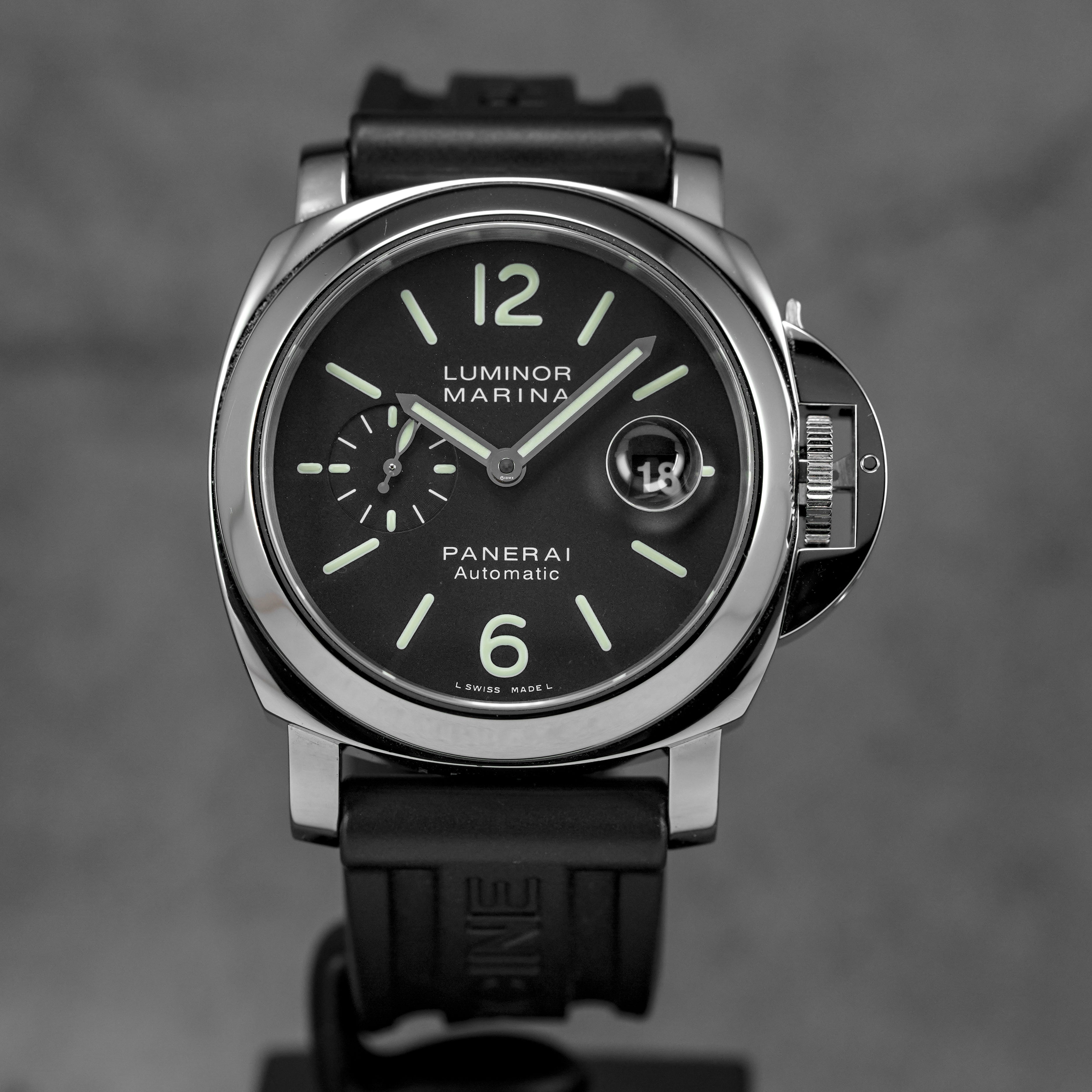 LUMINOR MARINA 44MM BLACK DIAL PAM 104 (2013)