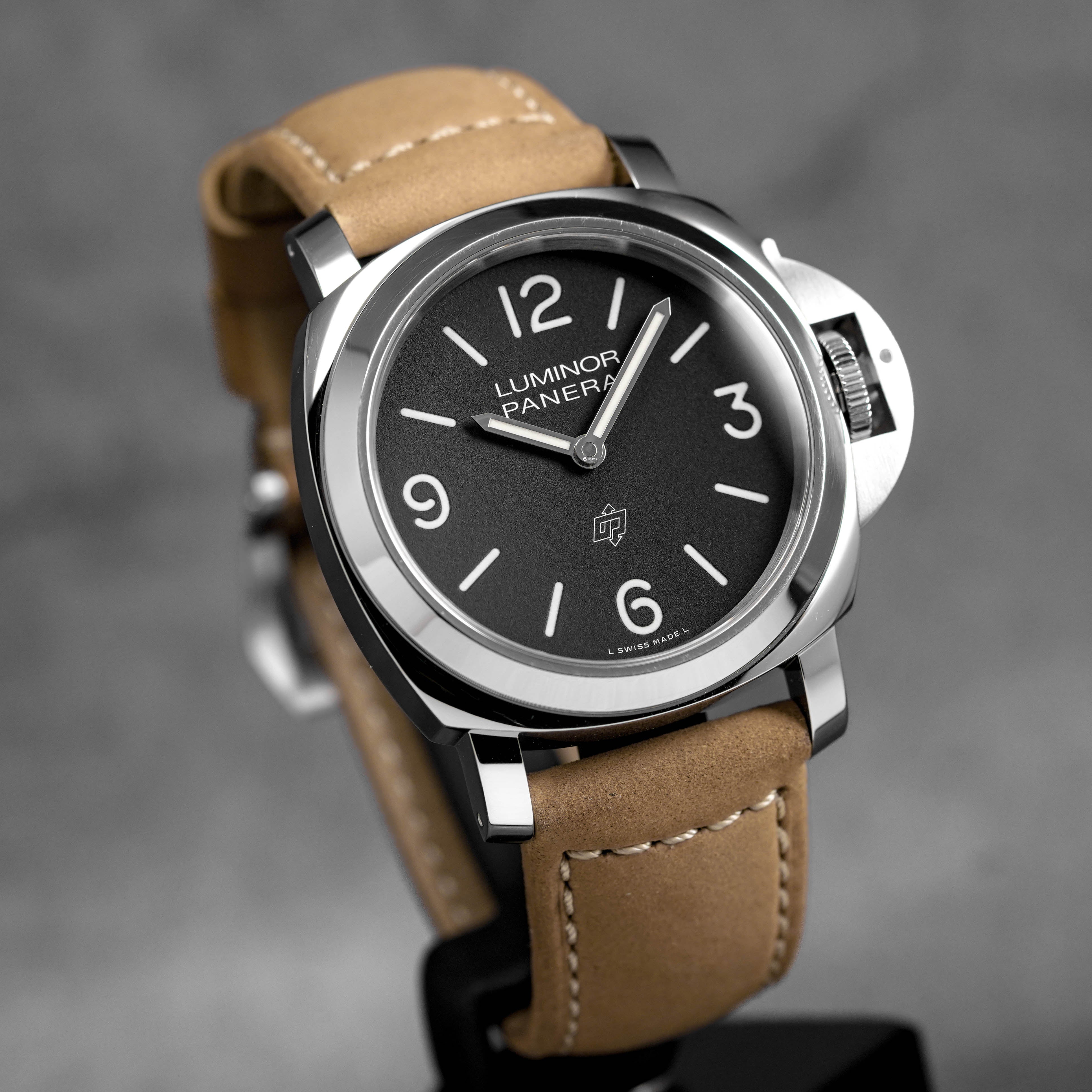 LUMINOR BASE LOGO STEEL BLACK DIAL PAM 1086 (2022)