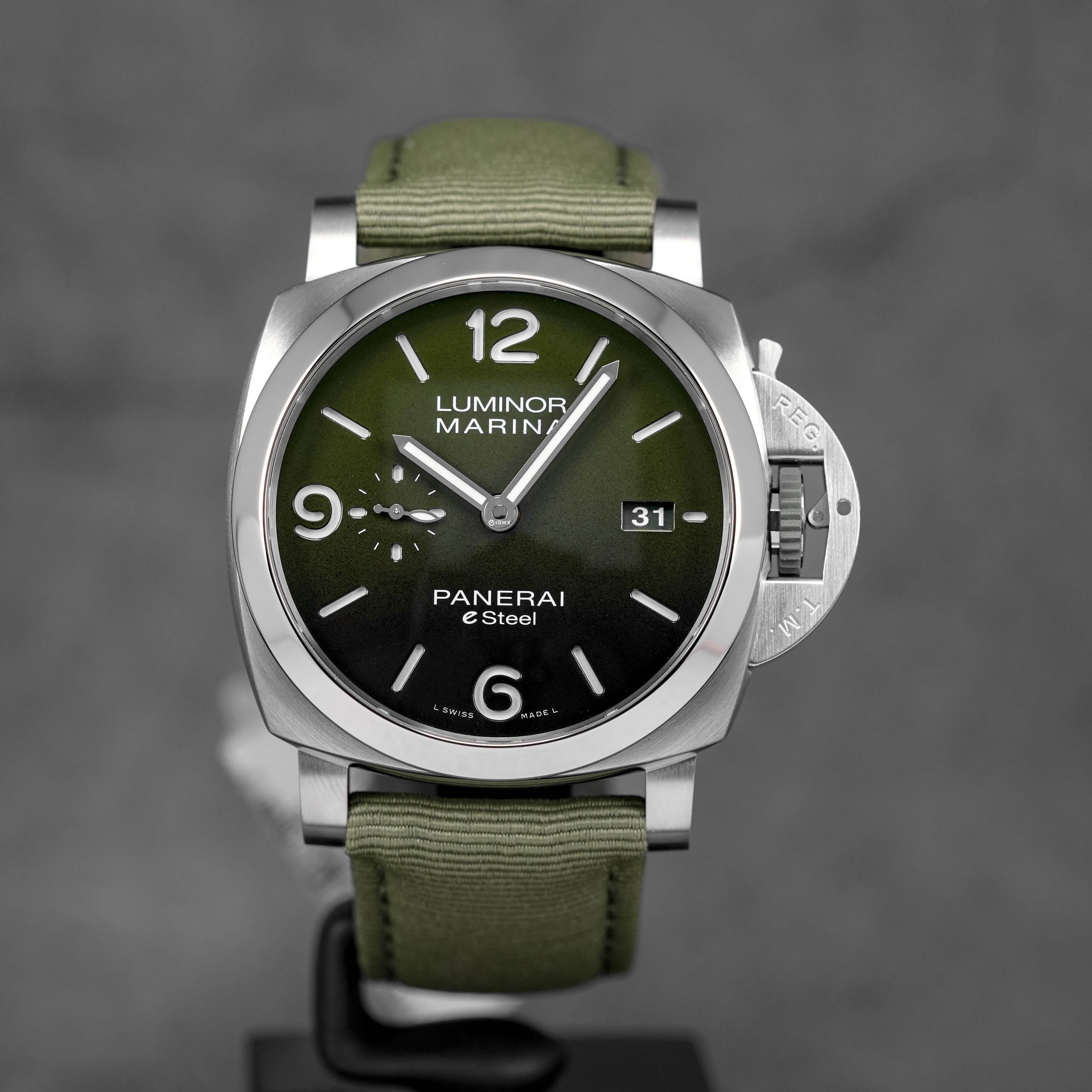 LUMINOR MARINA 44MM eSTEEL VERDE SMERALDO PAM 1356 (2025)
