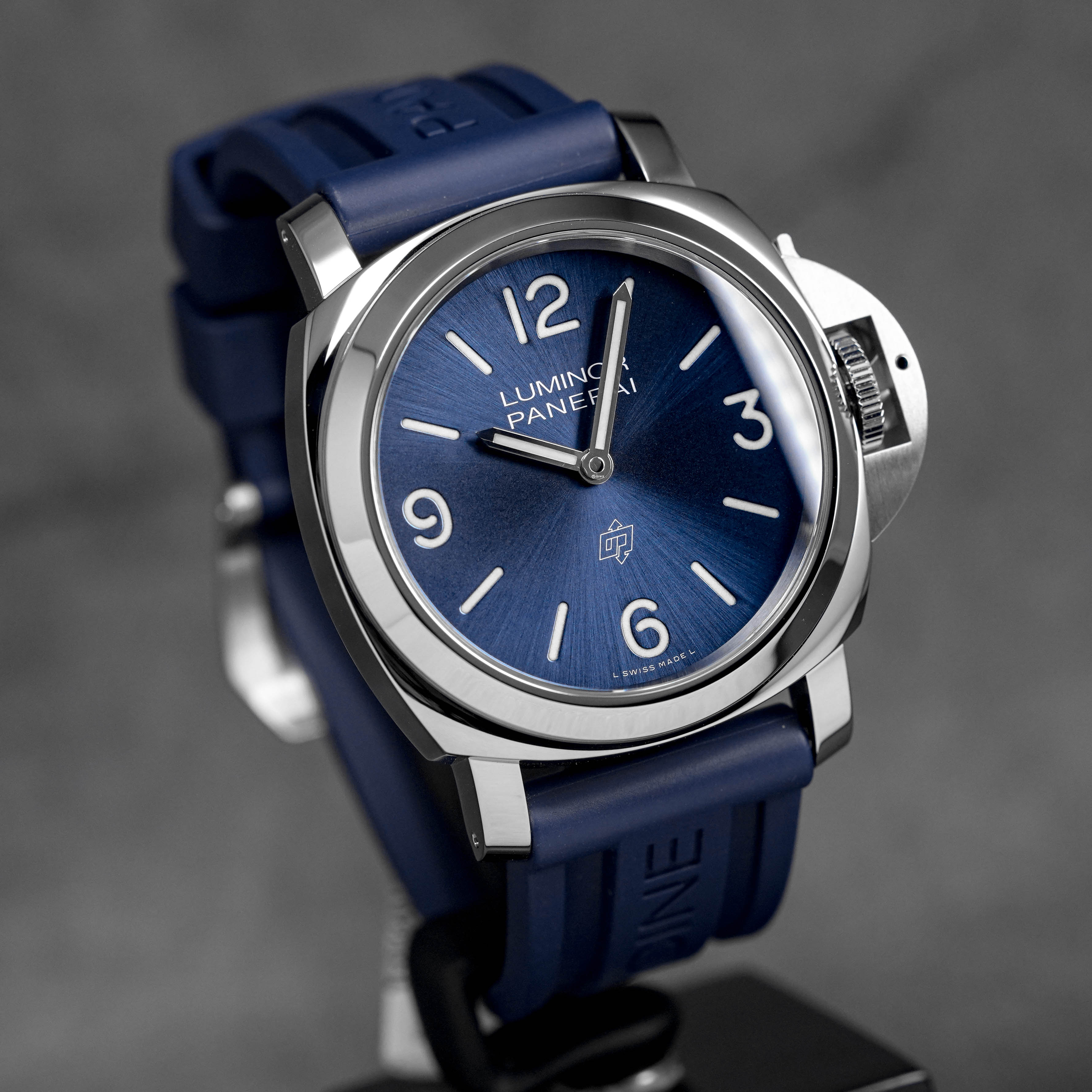 LUMINOR BASE LOGO 44MM BLUE DIAL PAM 1623 (2025)