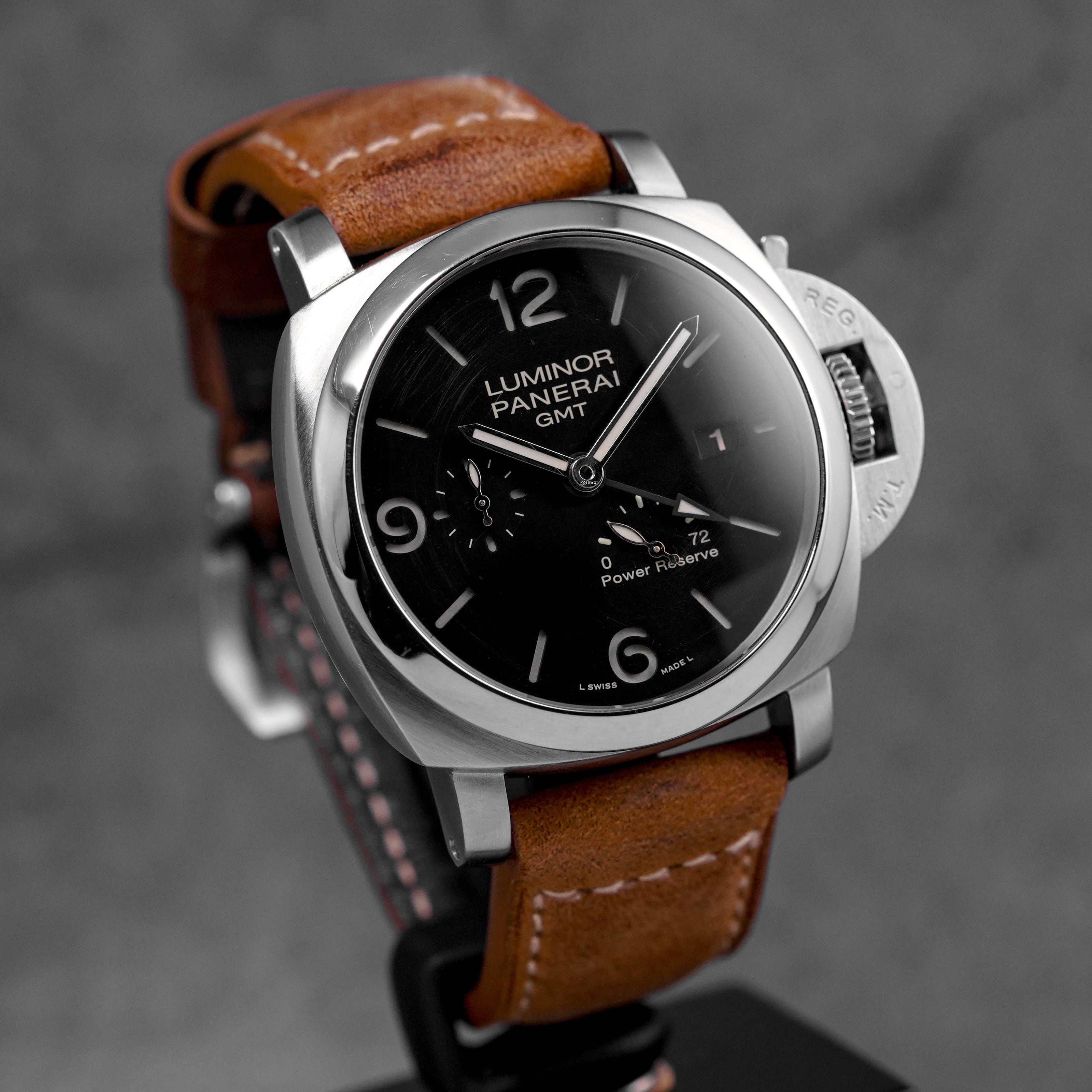LUMINOR 1950 3 DAYS GMT 44MM BLACK DIAL PAM 321 (WATCH ONLY)