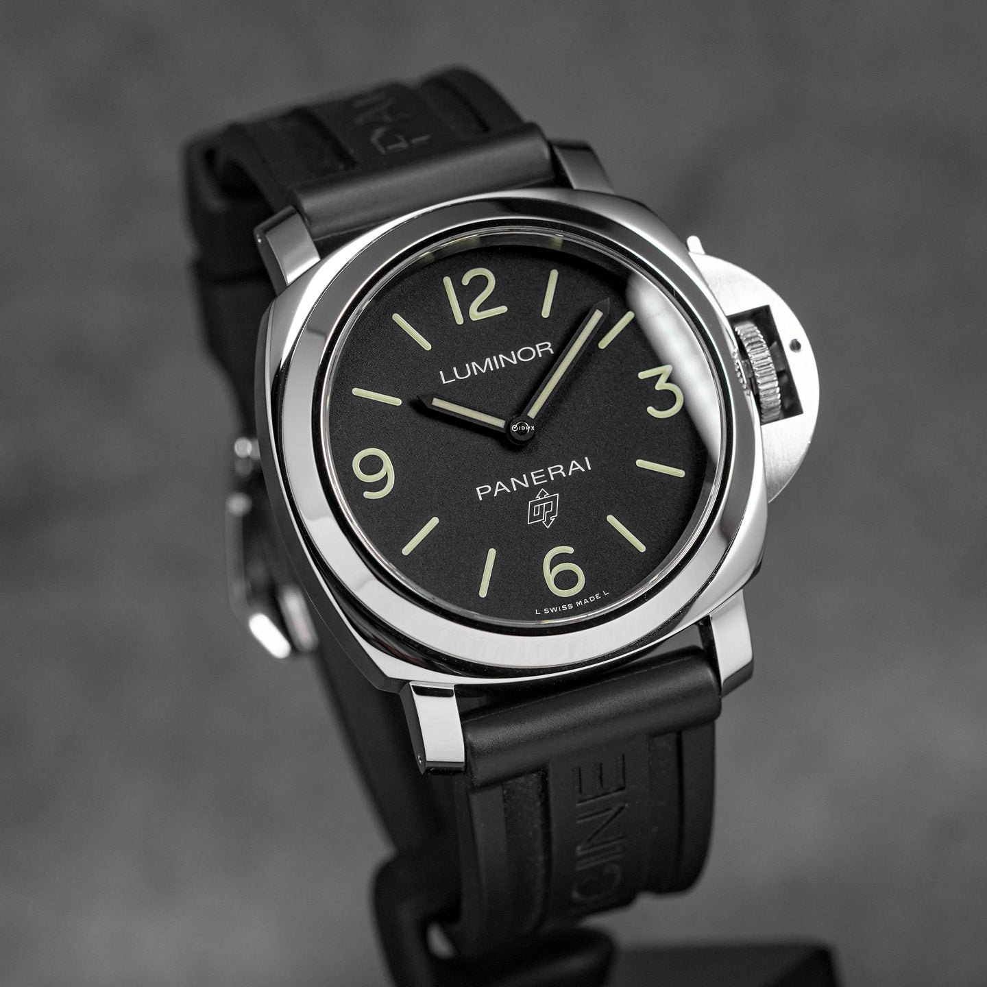 LUMINOR BASE LOGO STEEL BLACK DIAL PAM 773 (2018)