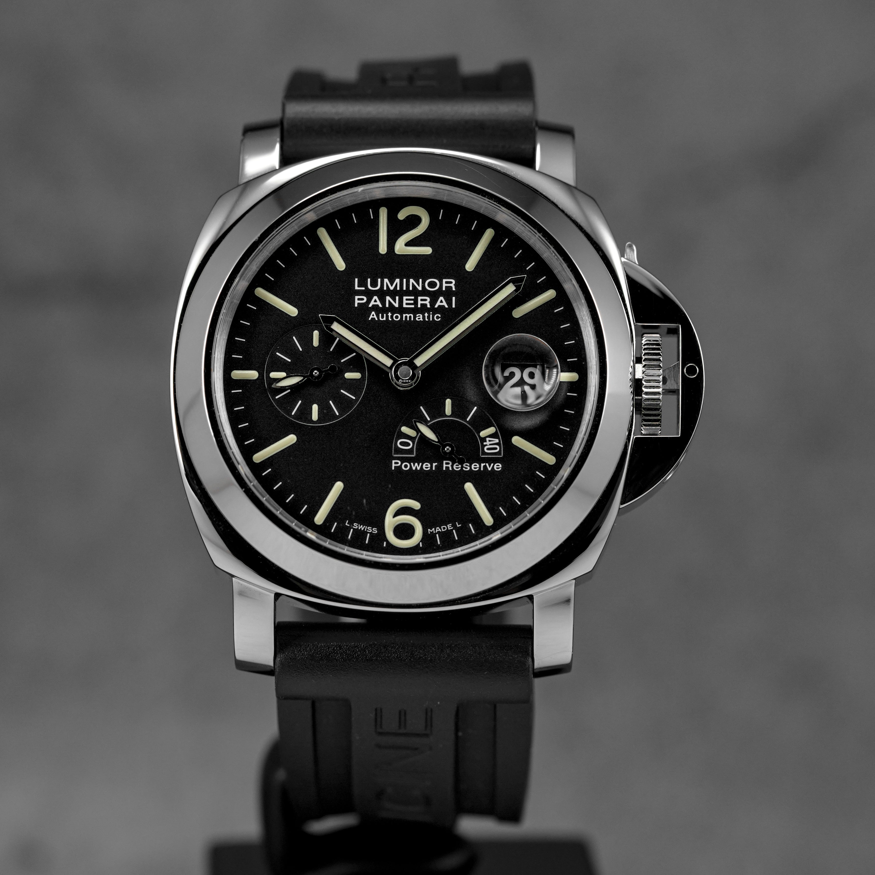 LUMINOR POWER RESERVE 44MM BLACK DIAL PAM 90 (2014)