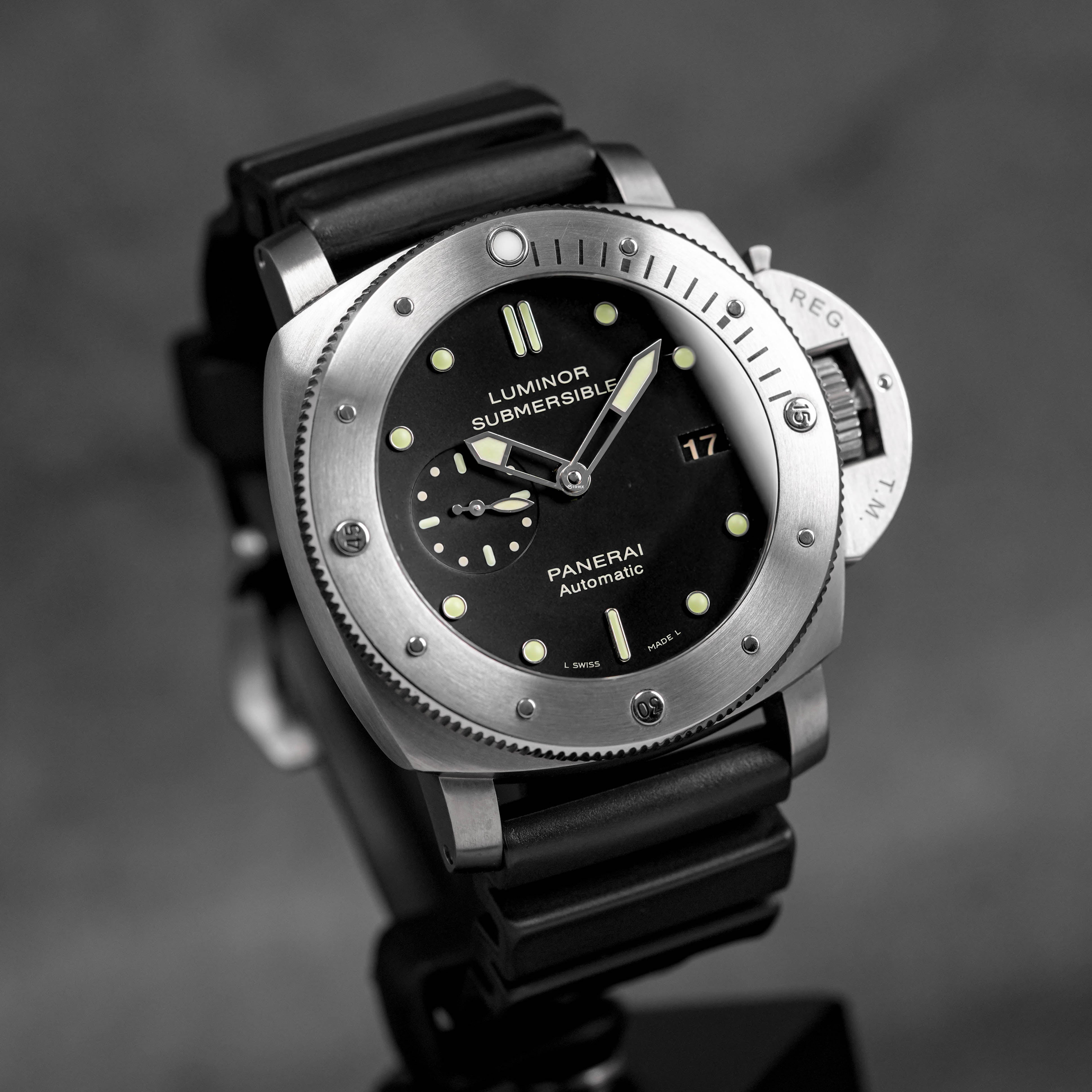 LUMINOR SUBMERSIBLE 1950 3 DAYS TITANIUM PAM 305 (WATCH ONLY)