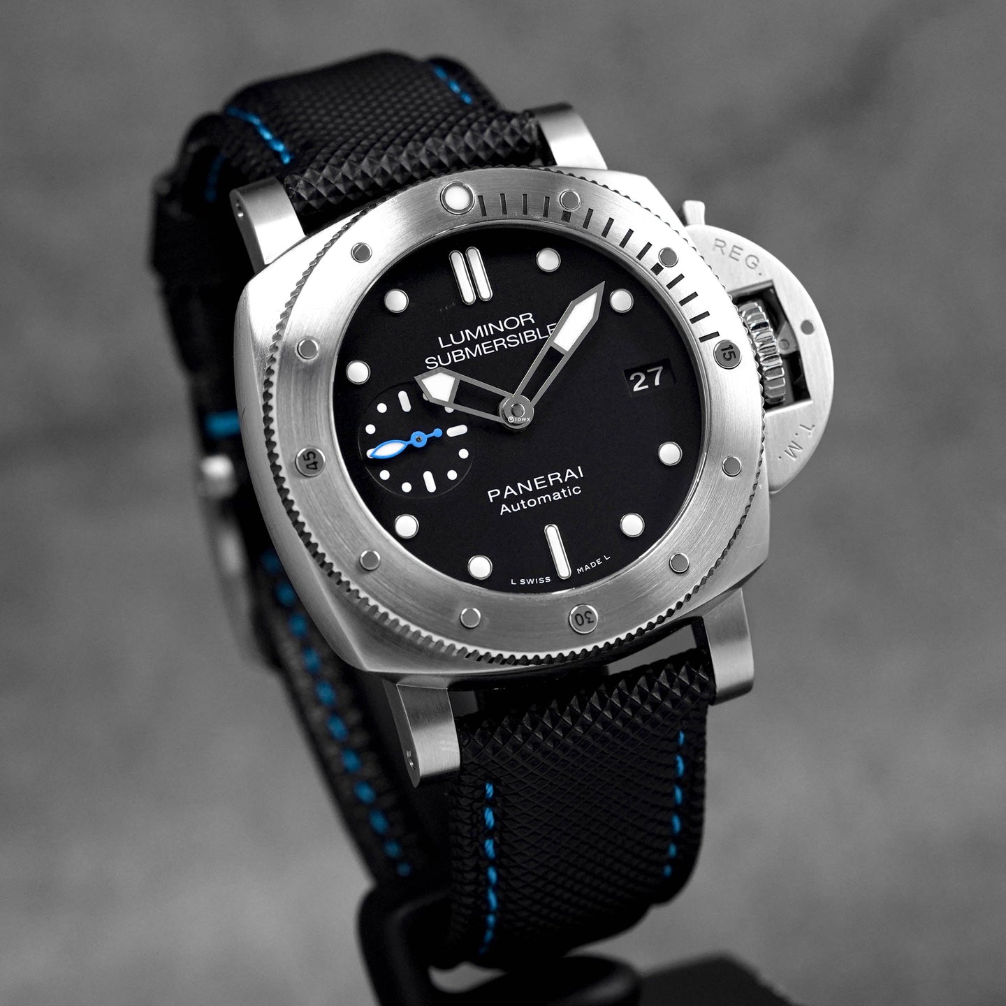 LUMINOR SUBMERSIBLE 1950 3 DAYS 42MM BLACK DIAL PAM 682 (2018)