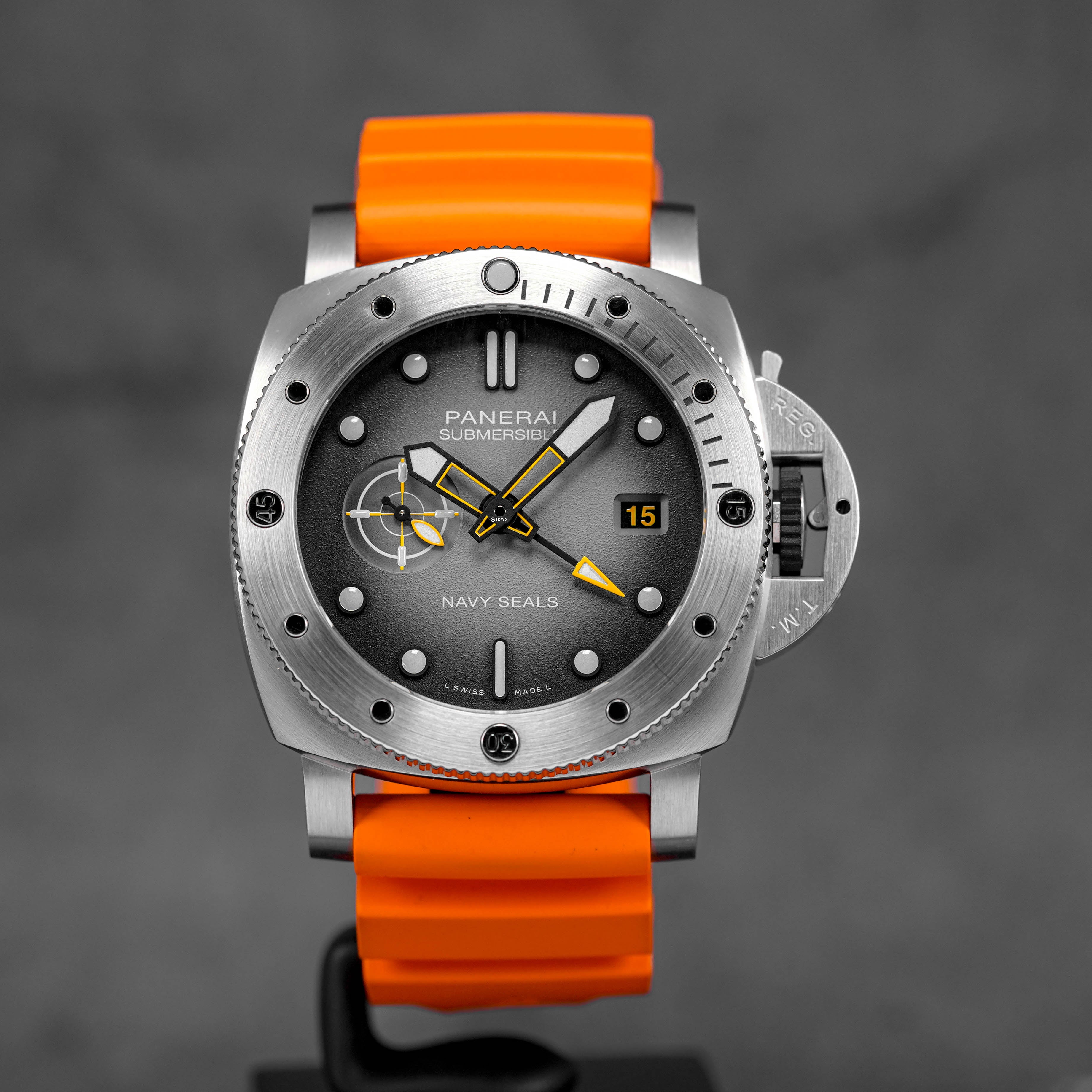 SUBMERSIBLE GMT NAVY SEALS LIMITED EDITION PAM 1323 (2025)