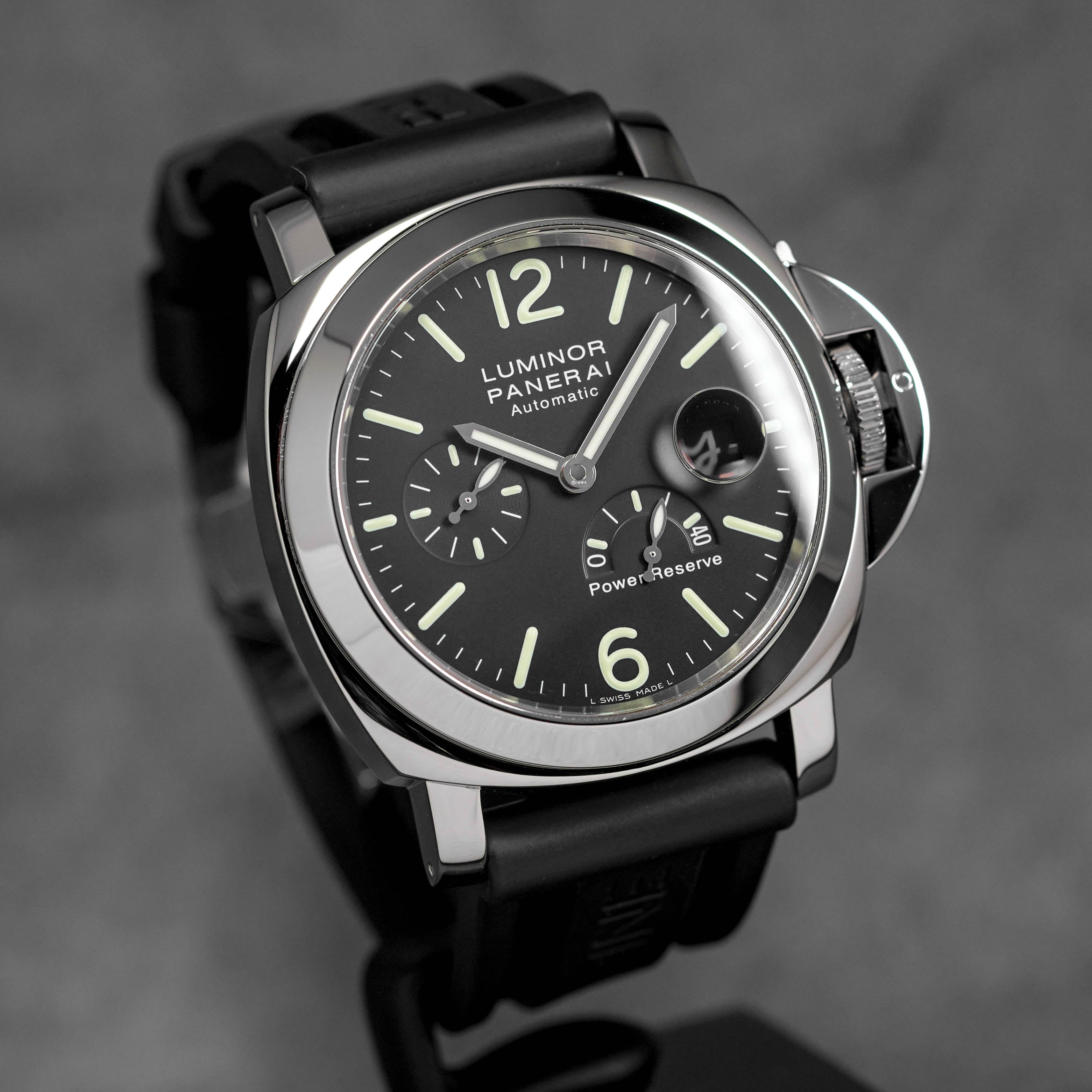 LUMINOR POWER RESERVE 44MM BLACK DIAL PAM 90 (WATCH ONLY)