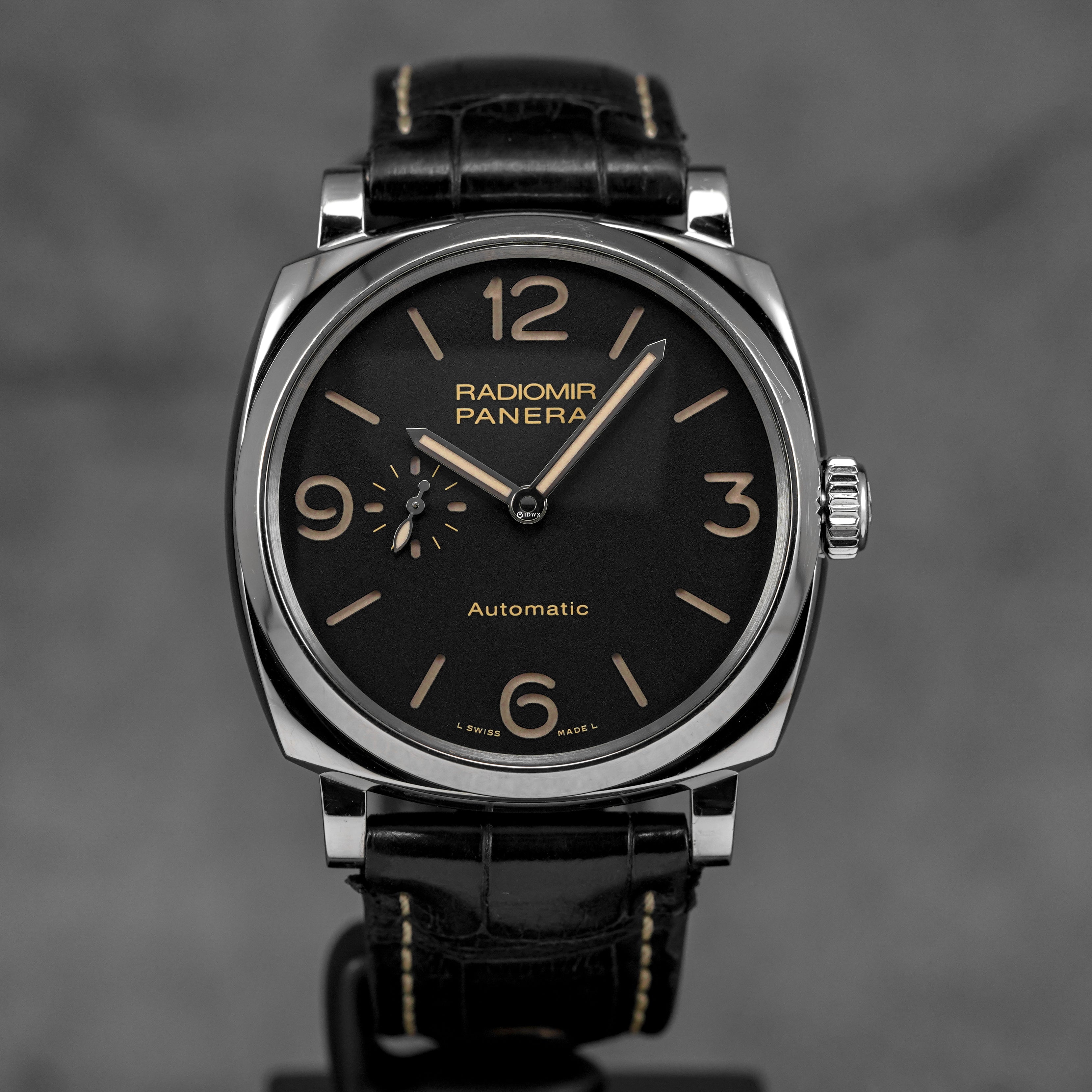 RADIOMIR 1940 3 DAYS 45MM BLACK DIAL PAM 572 (WATCH ONLY)