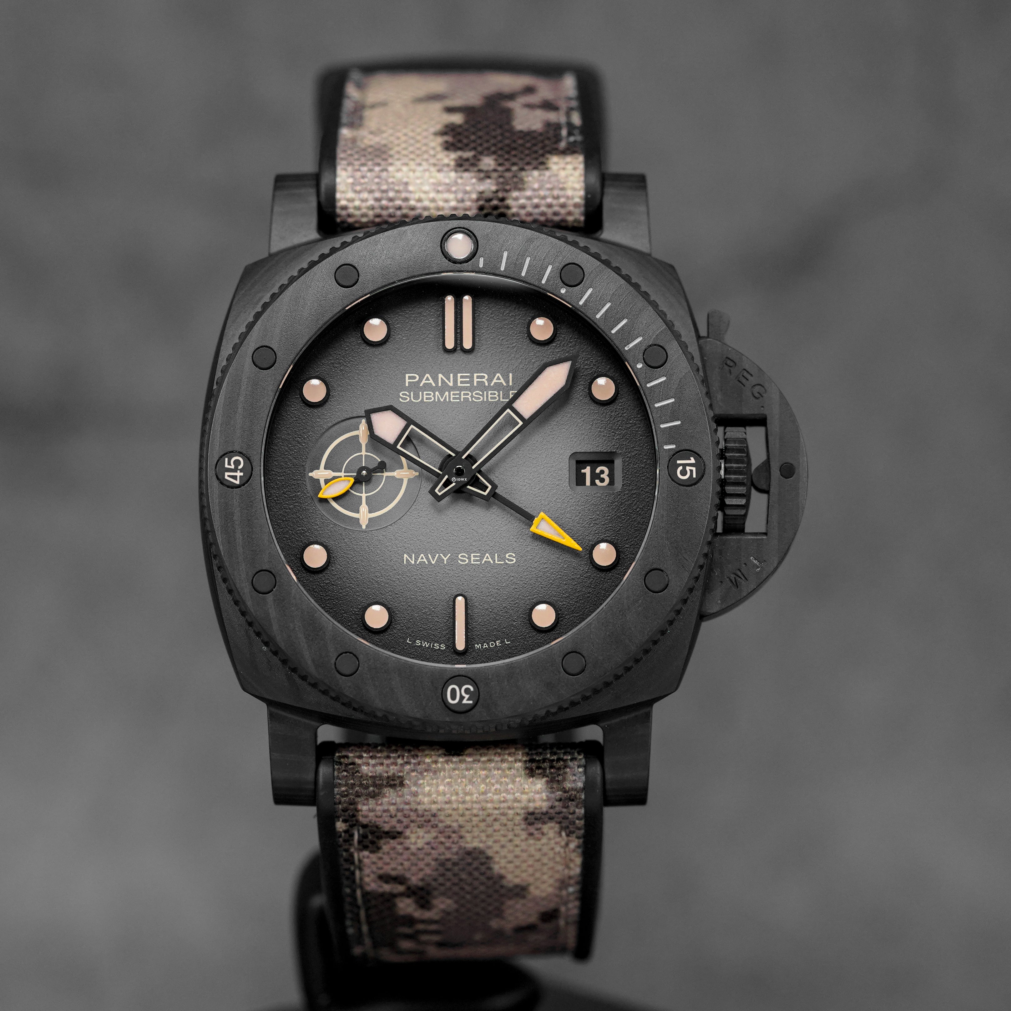 SUBMERSIBLE QUARANTAQUATTRO GMT NAVY SEALS CARBOTECH PAM 1513 (2025)