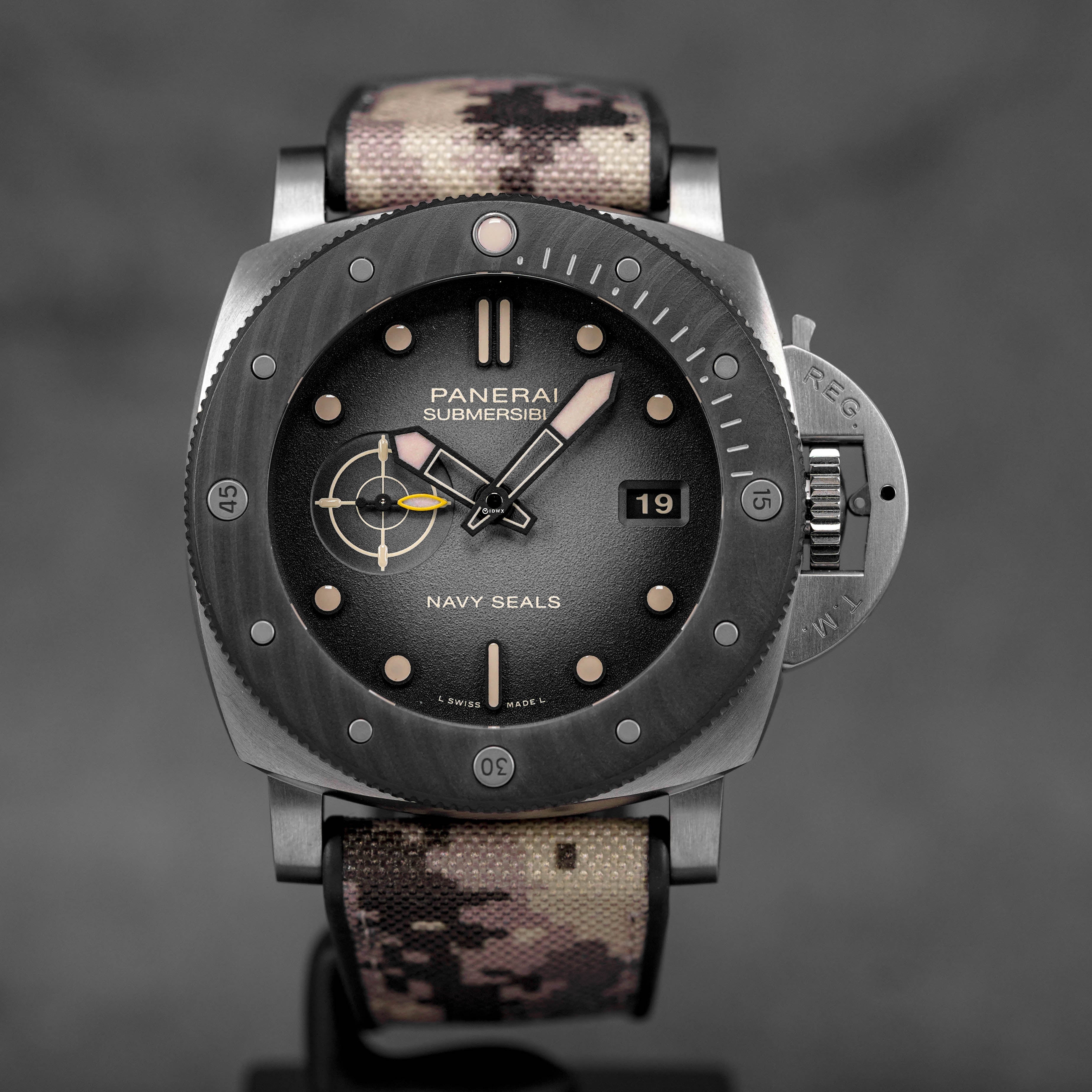 SUBMERSIBLE NAVY SEALS TITANIUM CARBOTECH BEZEL PAM 1669 (2025)