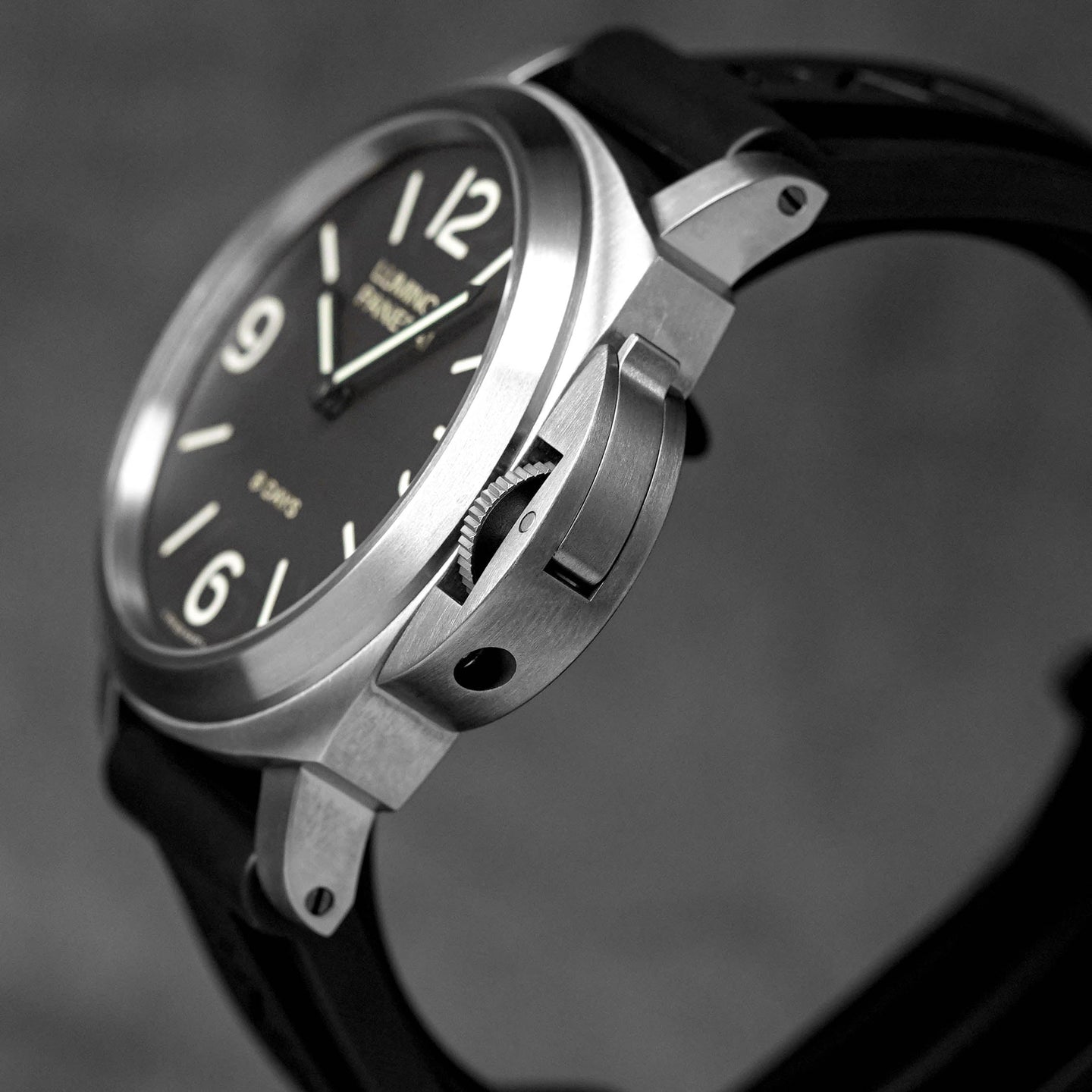 Panerai PAM 562