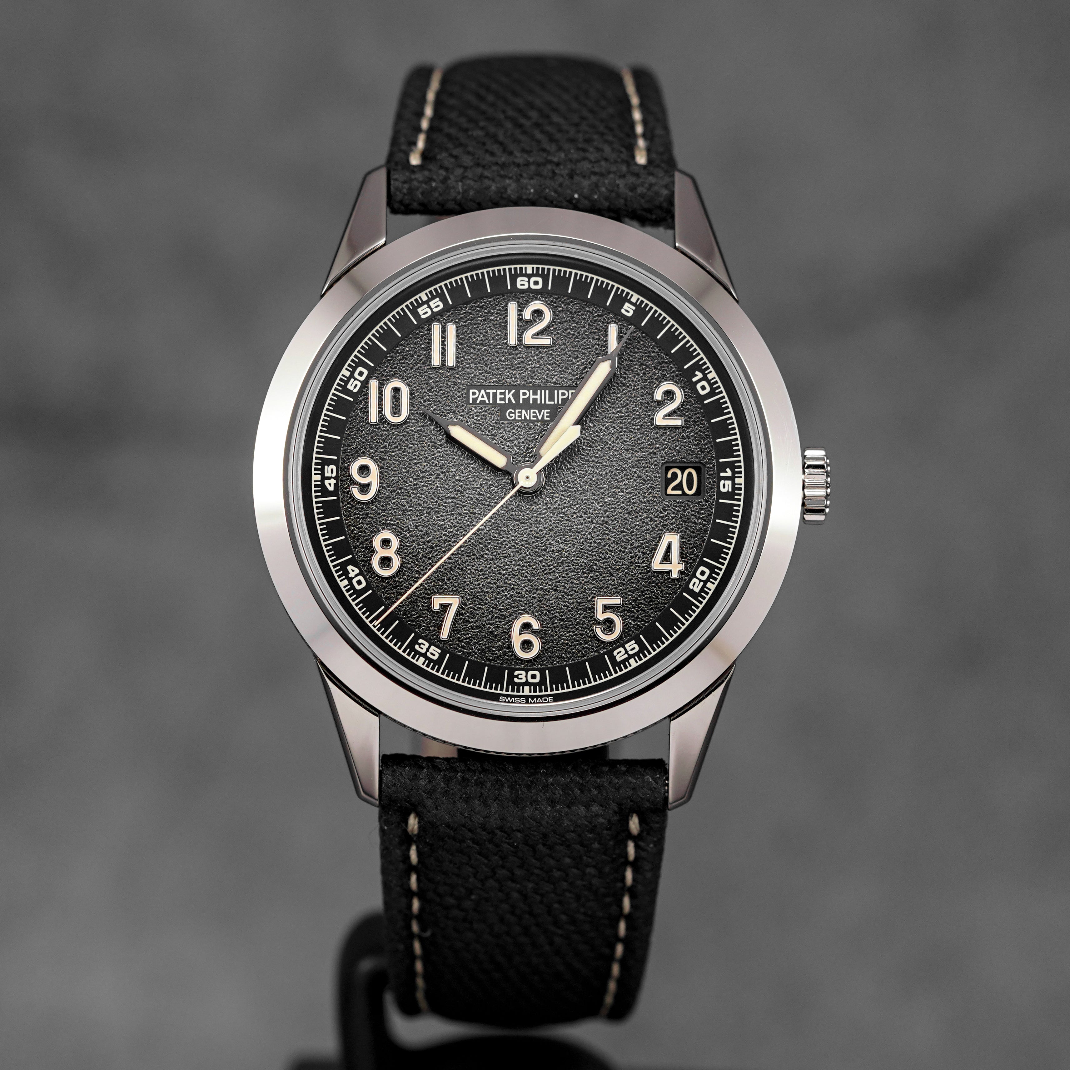 CALATRAVA 5226G WHITEGOLD CHARCOAL GRAY DIAL (2025)