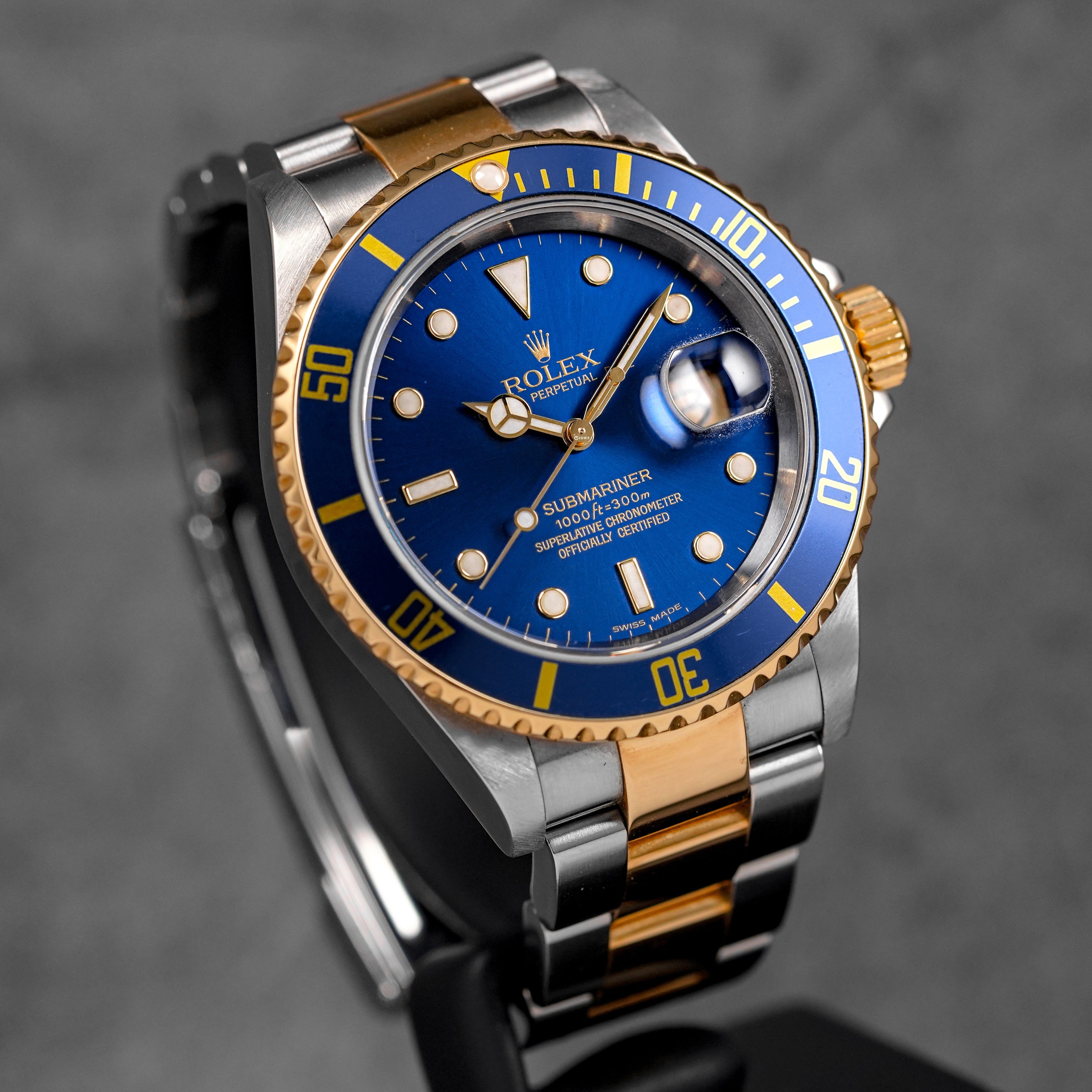 SUBMARINER DATE 40MM 16613 TWOTONE YELLOWGOLD BLUE DIAL (2006)