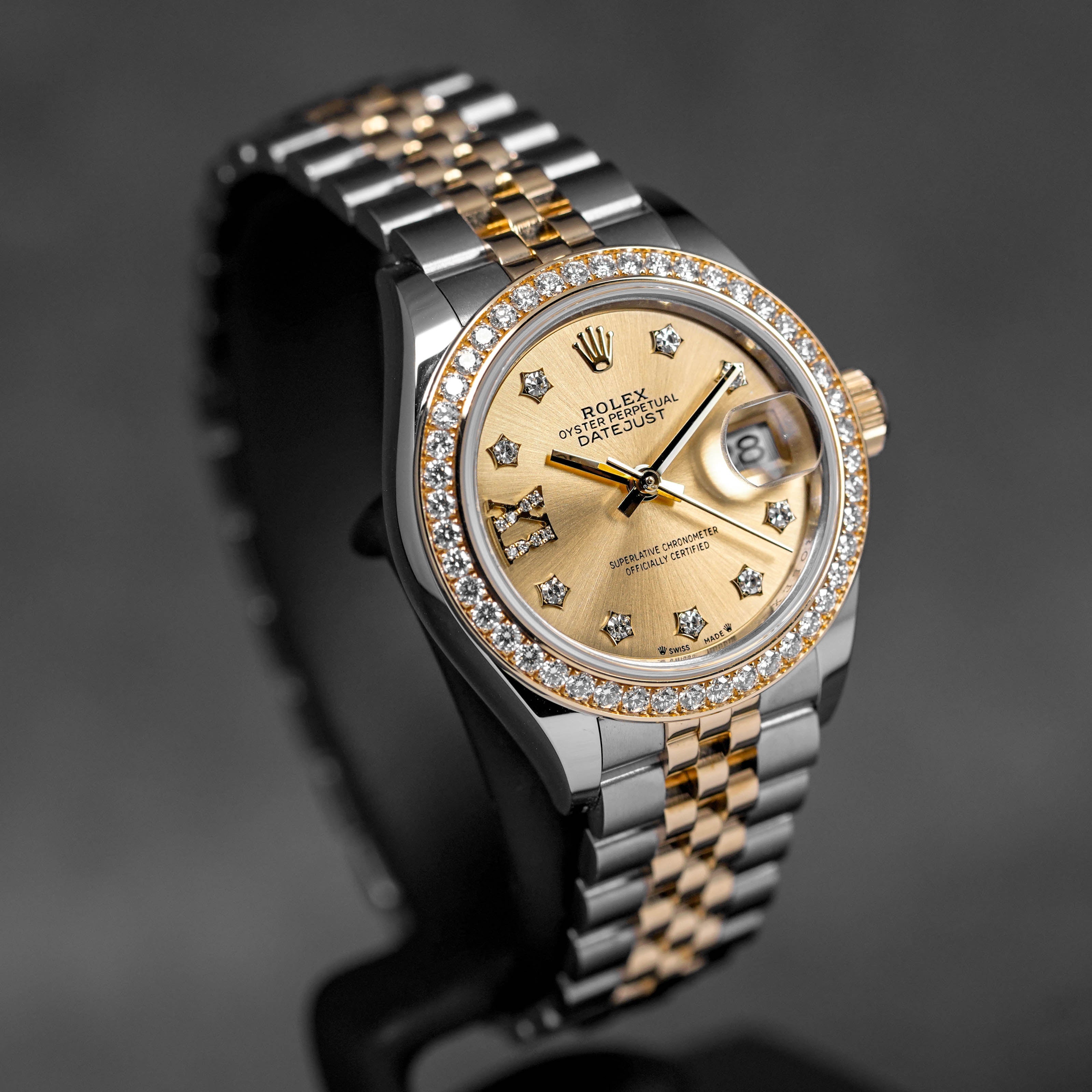 DATEJUST 28MM TWOTONE YELLOWGOLD CHAMPANGE DIAMOND STAR DIAL DIAMOND ON IX DIAMOND RING (2022)
