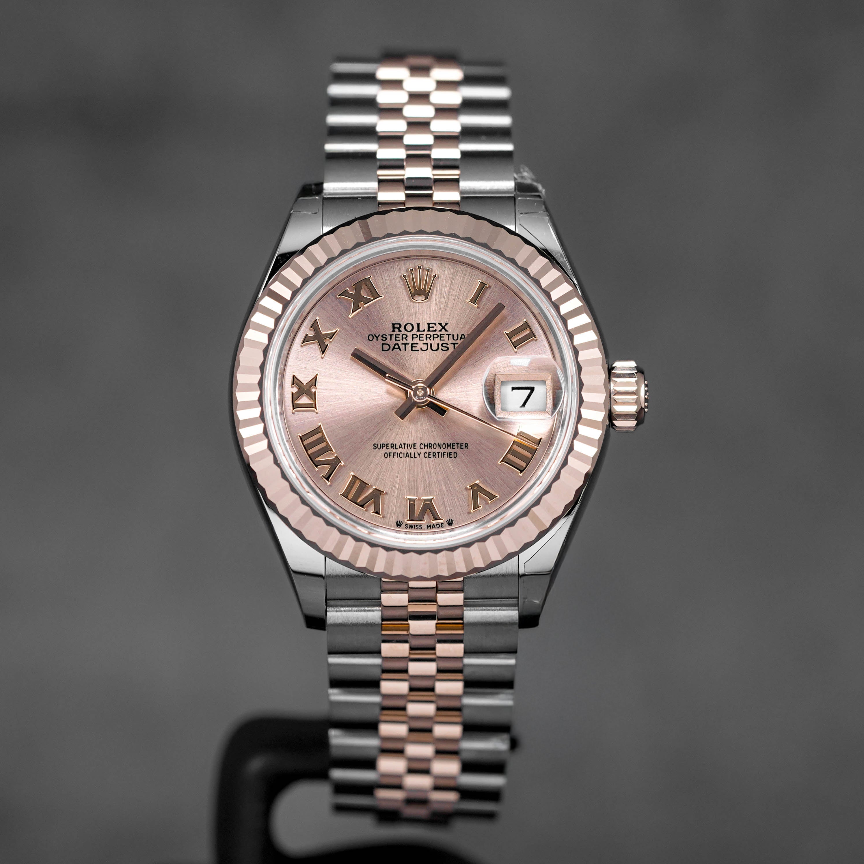 DATEJUST 28MM TWOTONE ROSEGOLD SALMON ROMAN DIAL (2025)