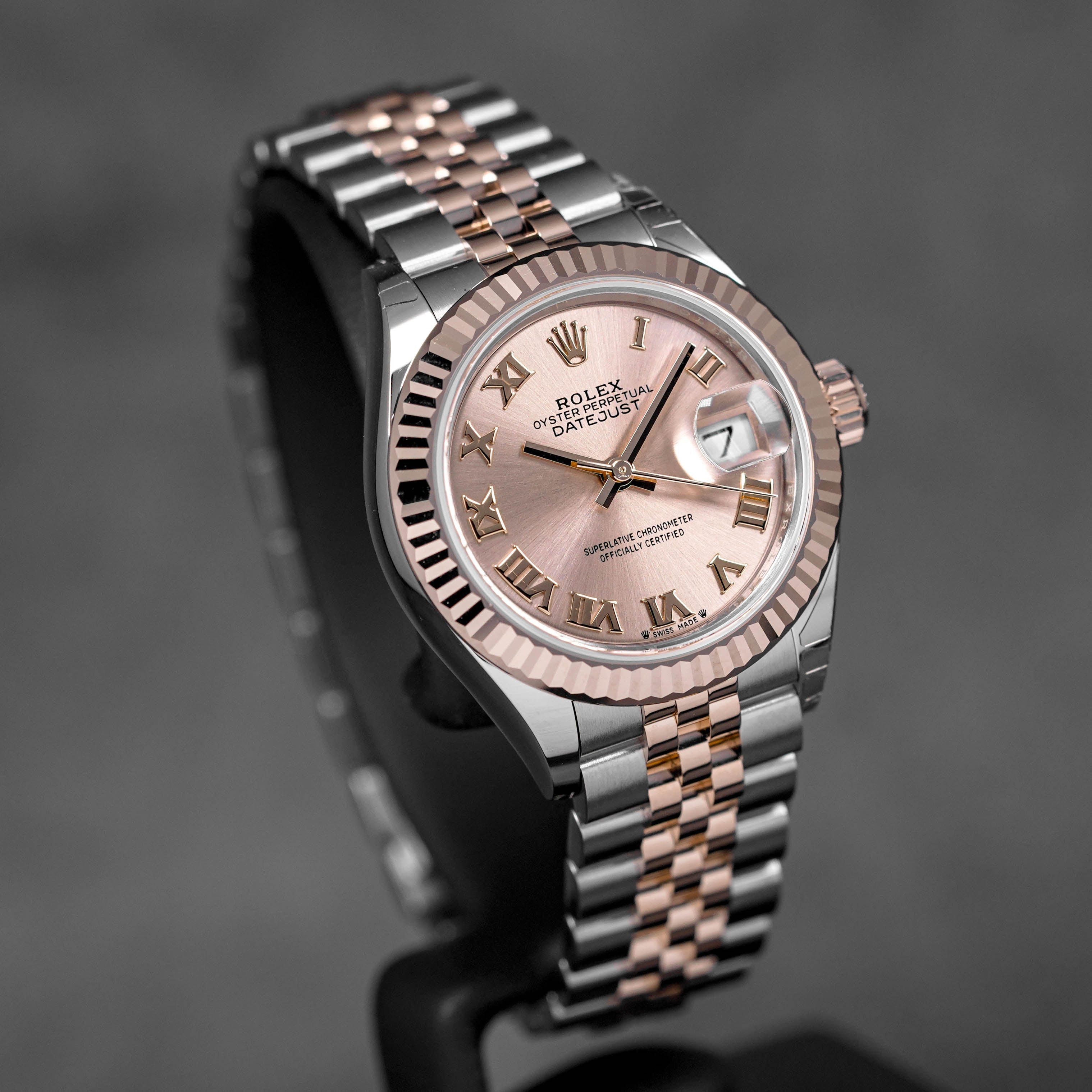 DATEJUST 28MM TWOTONE ROSEGOLD SALMON ROMAN DIAL (2025)