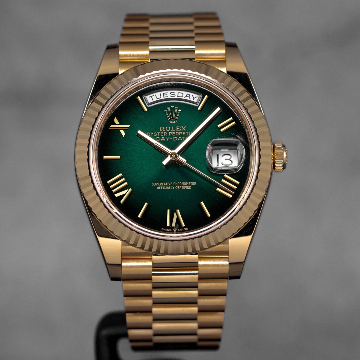 DAYDATE 40MM YELLOWGOLD GREEN OMBRE DIAL (2024)