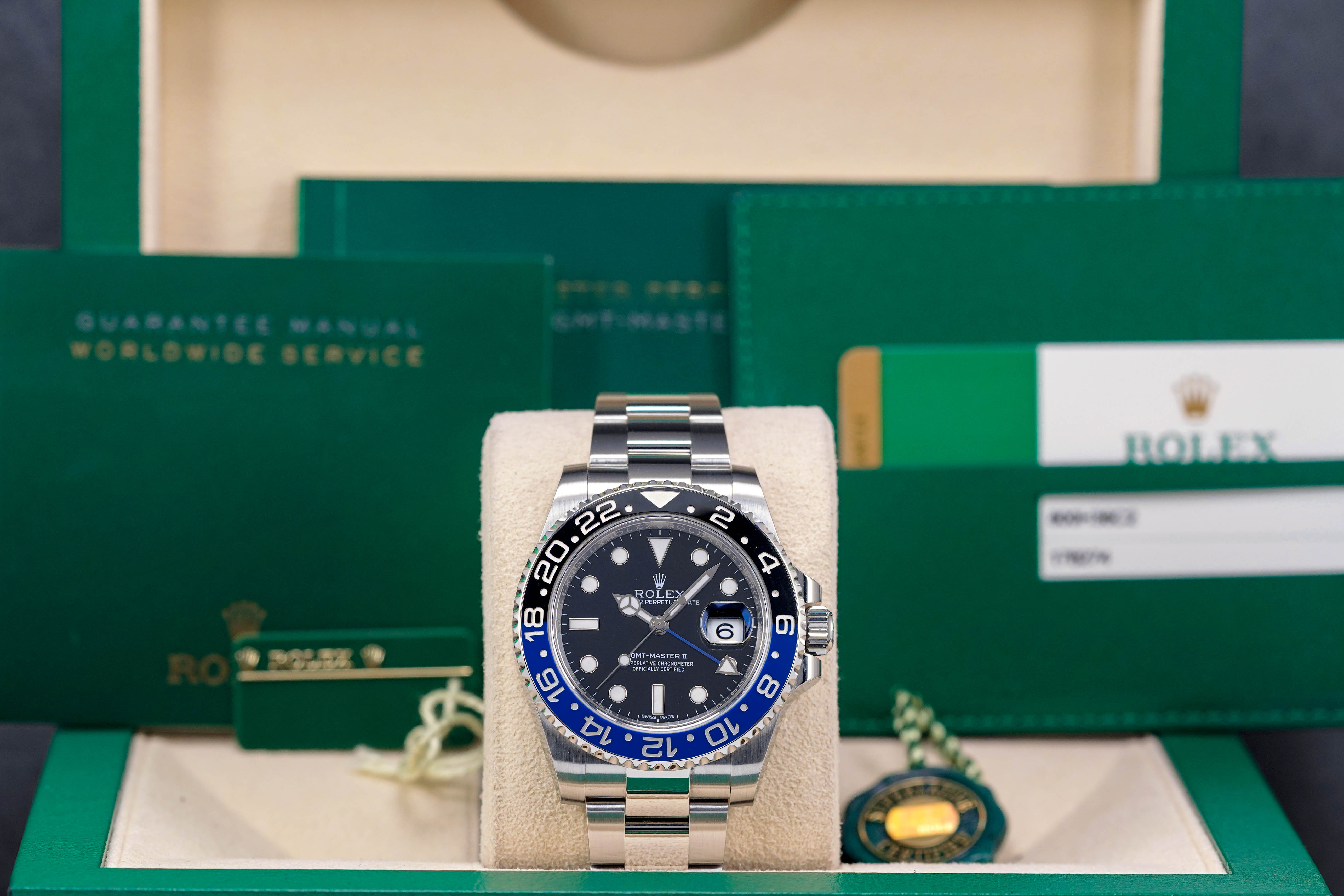 ROLEX GMT MASTER-II BATMAN (2015) – ONELUXE