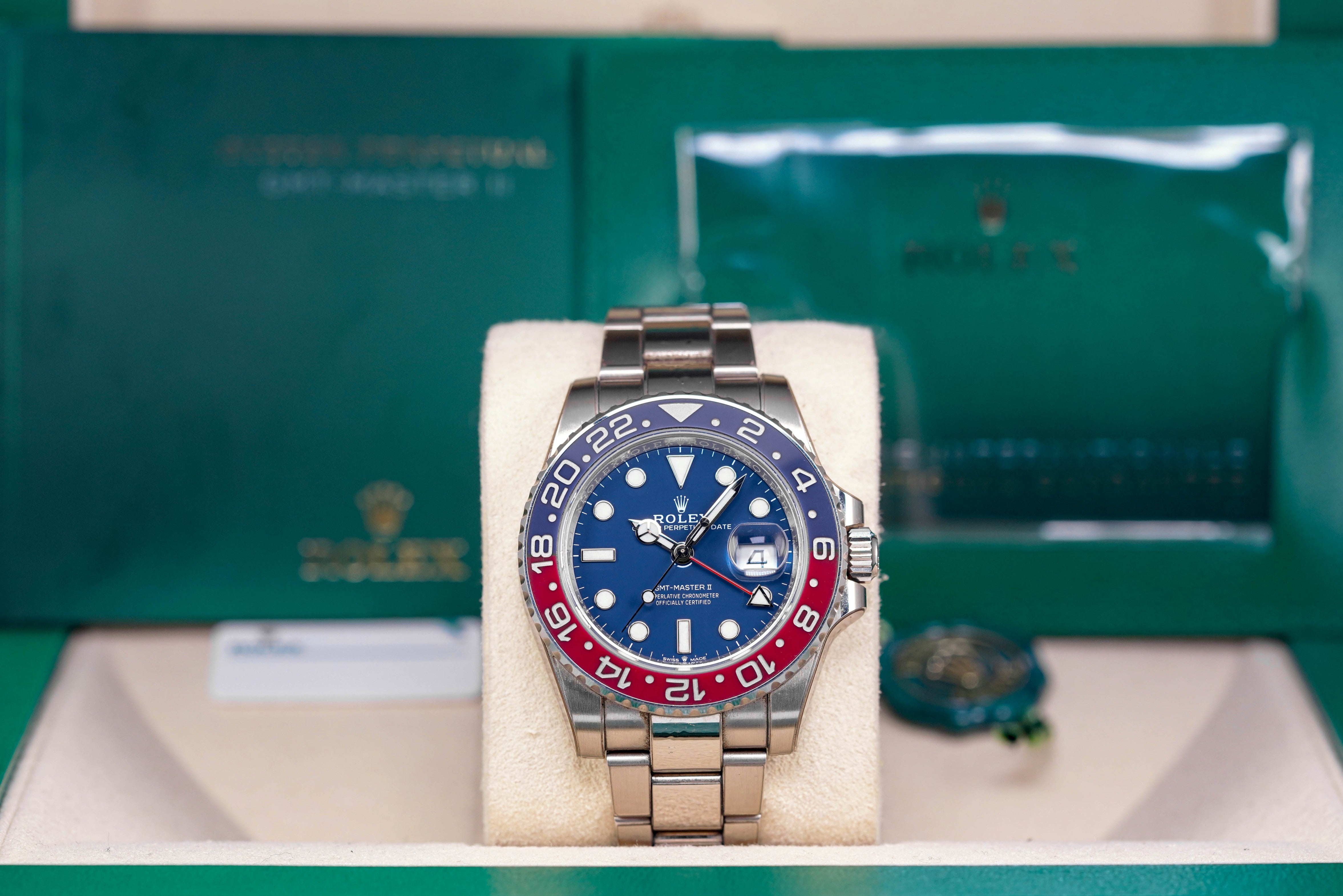 ROLEX GMT MASTER-II 'PEPSI' WHITEGOLD MIDNIGHT BLUE DIAL (2022