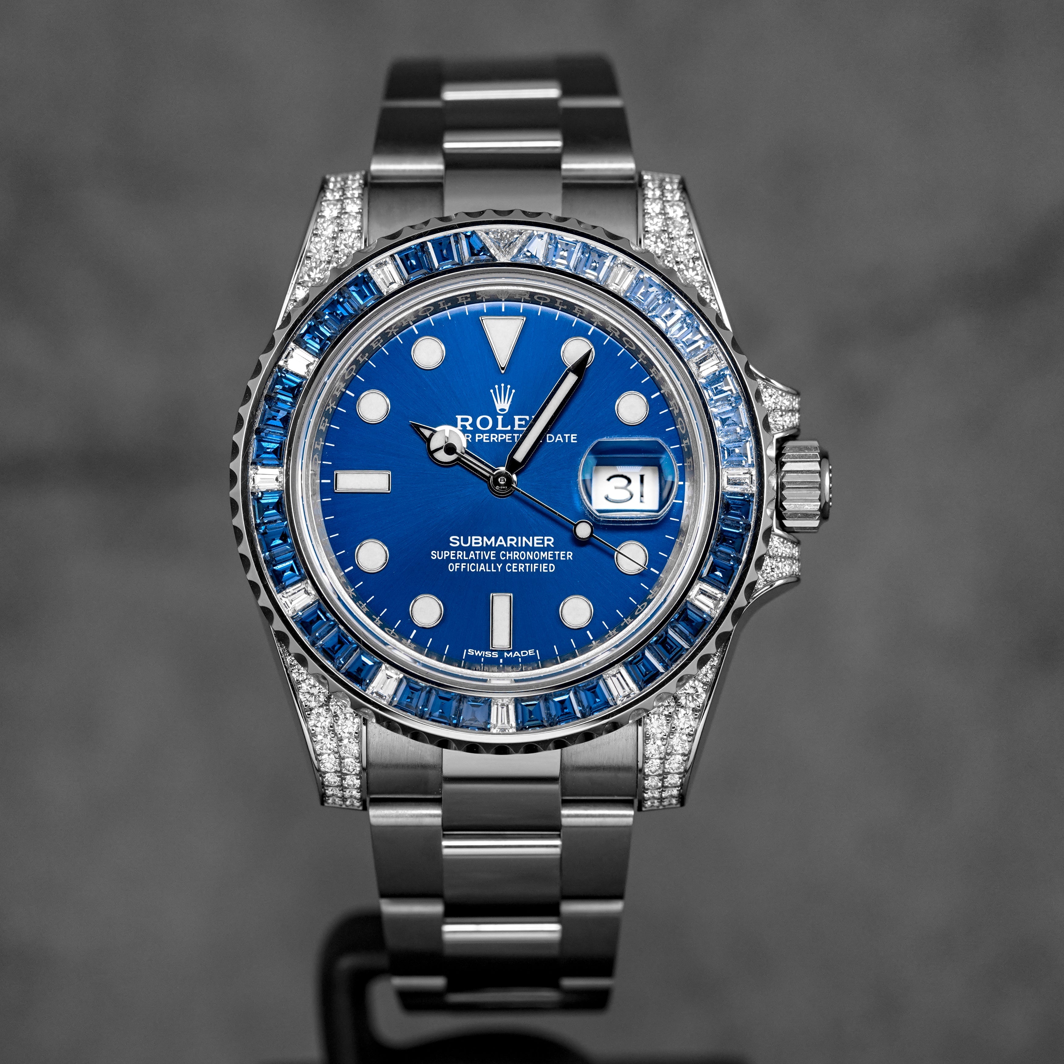 SUBMARINER DATE 'SABR' 40MM WHITEGOLD BLUE DIAL FACTORY SET SAPPHIRE & DIAMONDS (2019)
