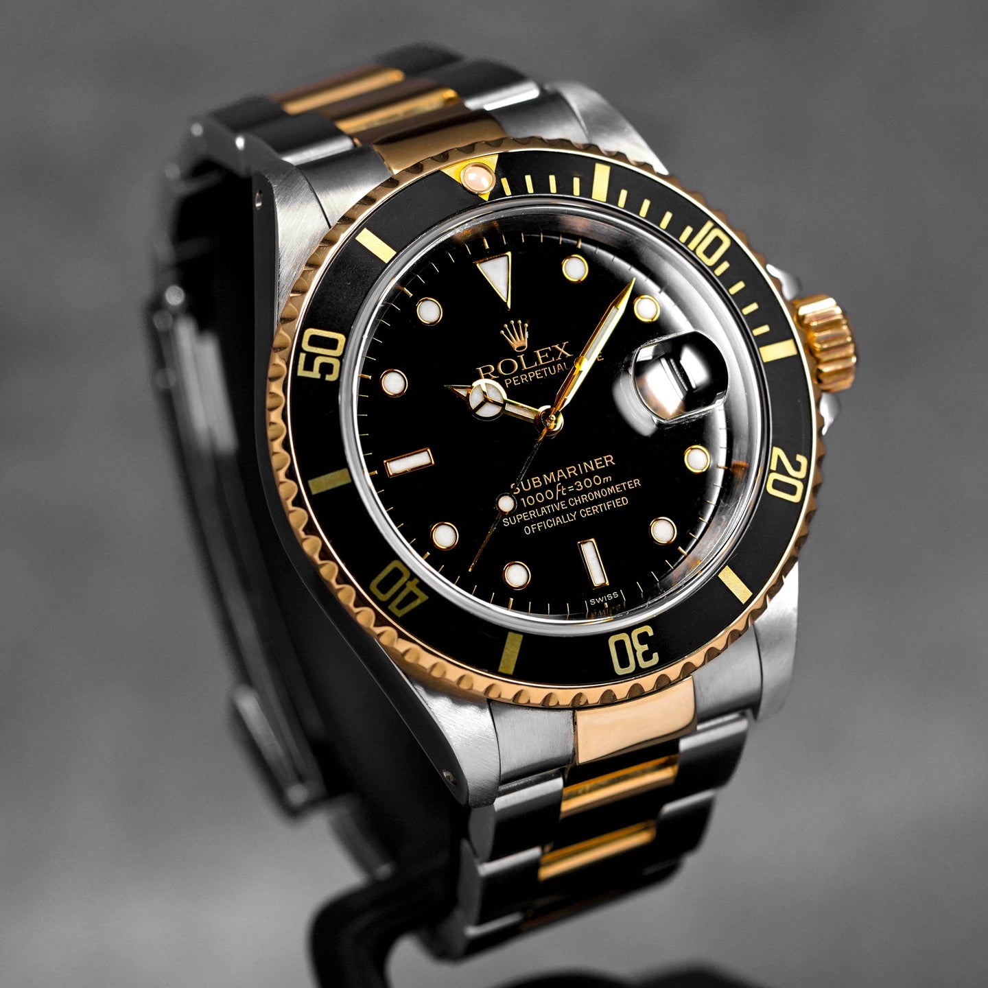 SUBMARINER DATE 40MM 16613 TWOTONE YELLOWGOLD BLACK DIAL (2000)