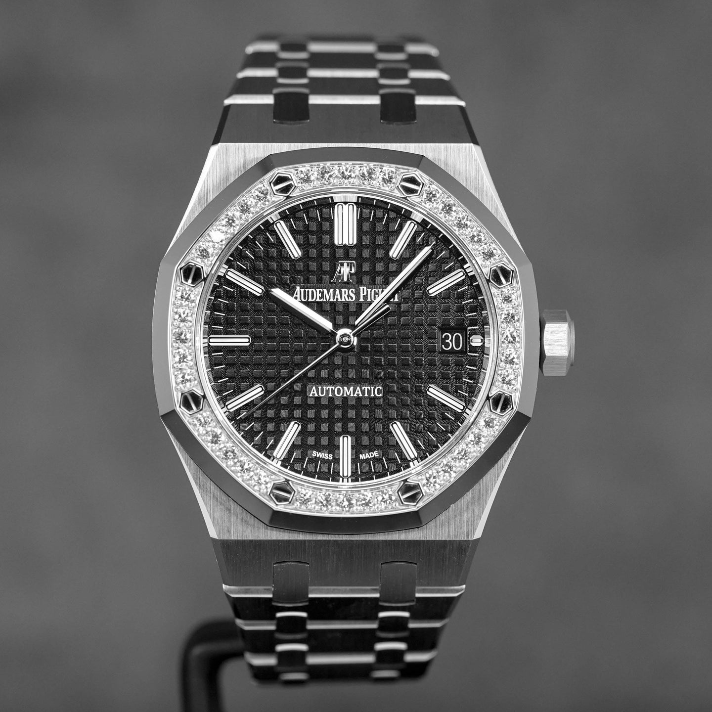 ROYAL OAK 37MM 15451 BLACK DIAL DIAMOND BEZEL (2021)