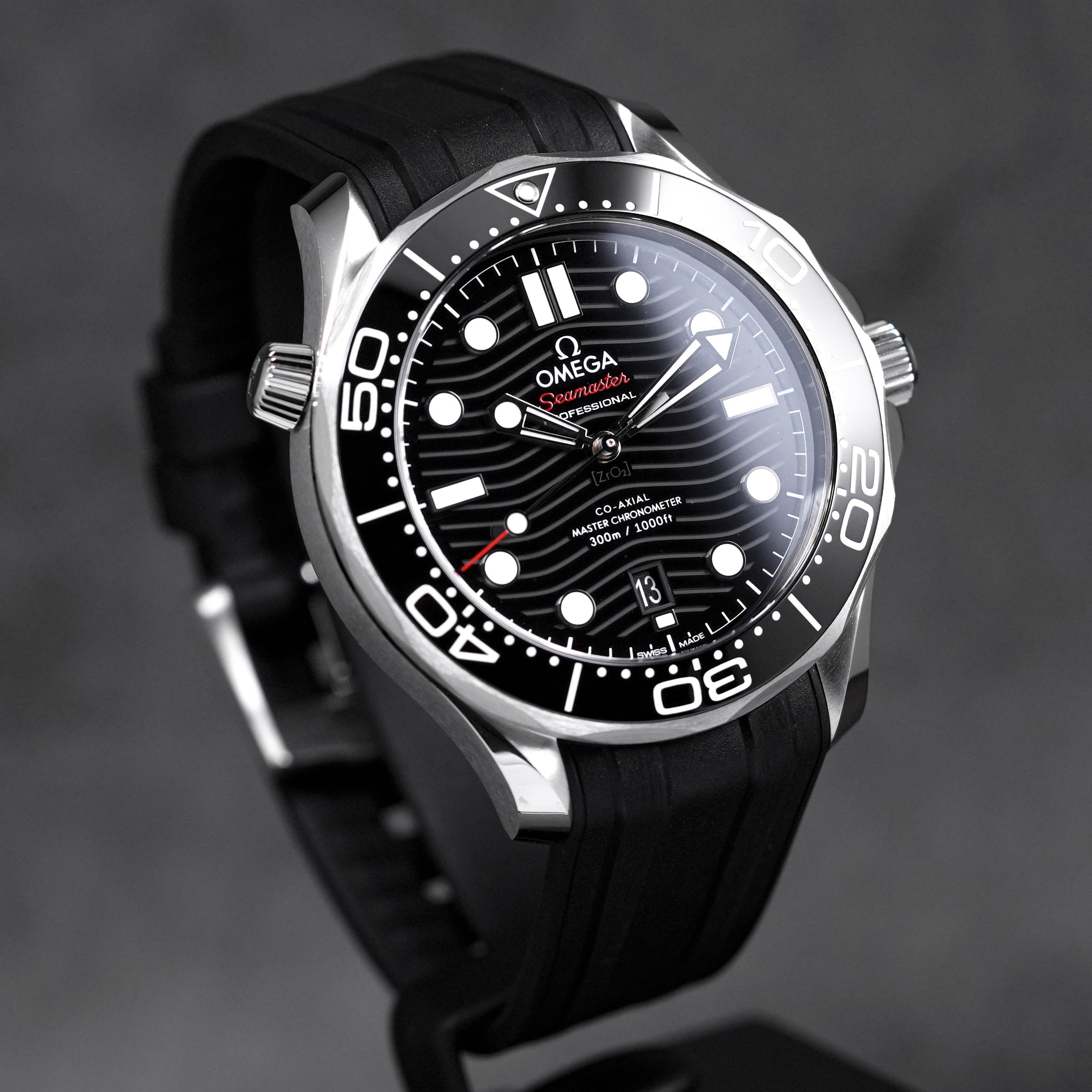 SEAMASTER DIVER 300 BLACK DIAL RUBBER STRAP (2026)