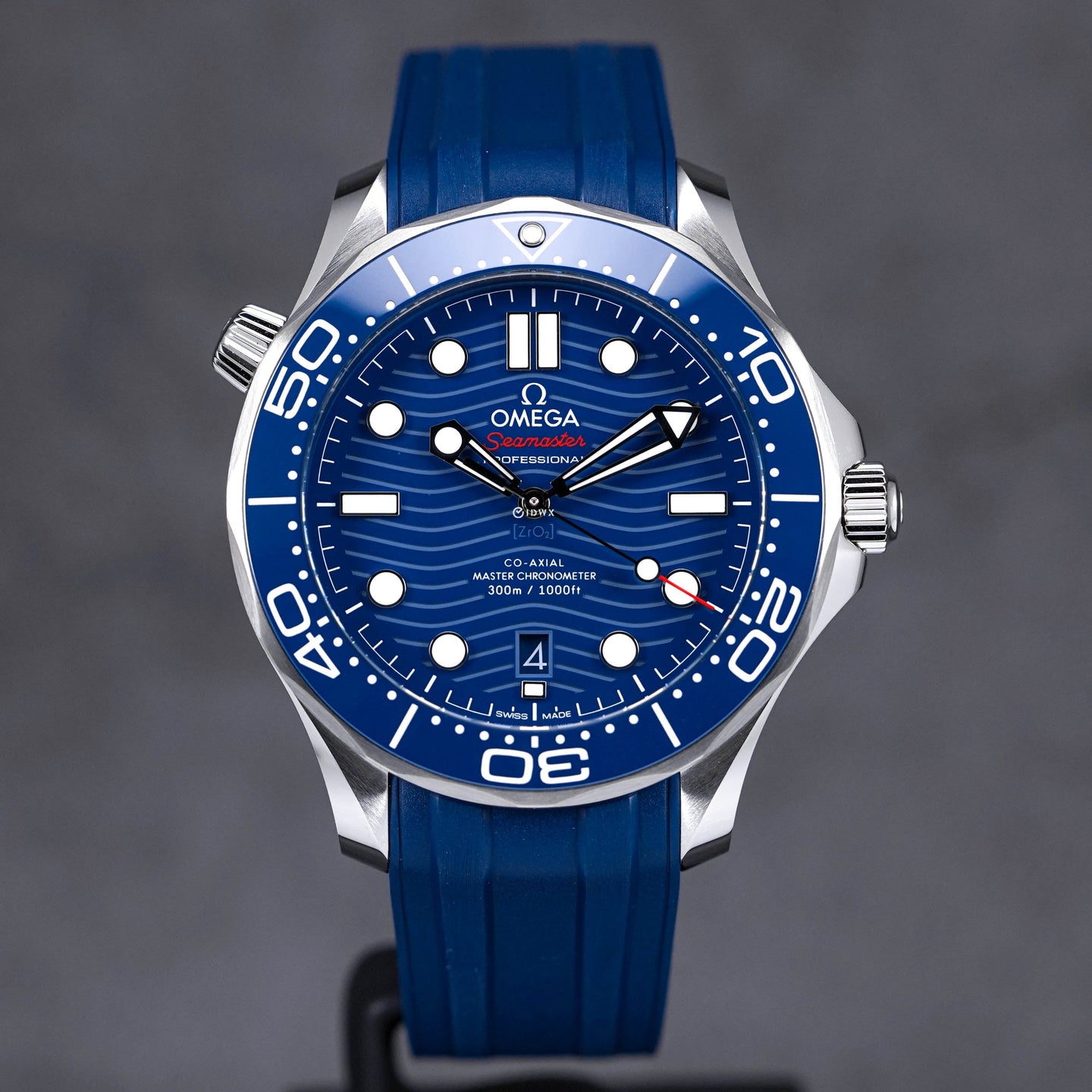 SEAMASTER DIVER 300 BLUE DIAL RUBBER STRAP (2024)