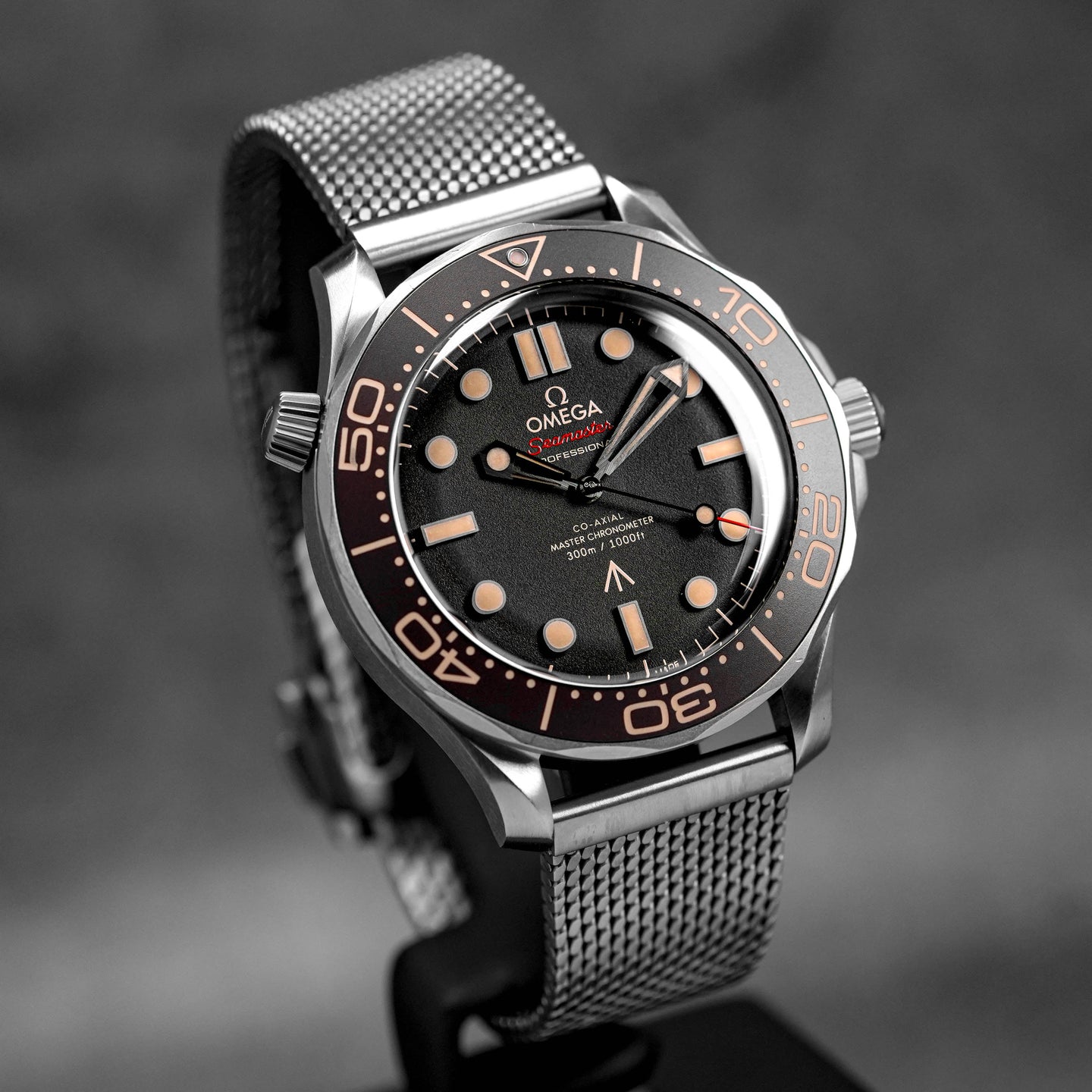 SEAMASTER DIVER 300M TITANIUM 'NO TIME TO DIE' (2021)